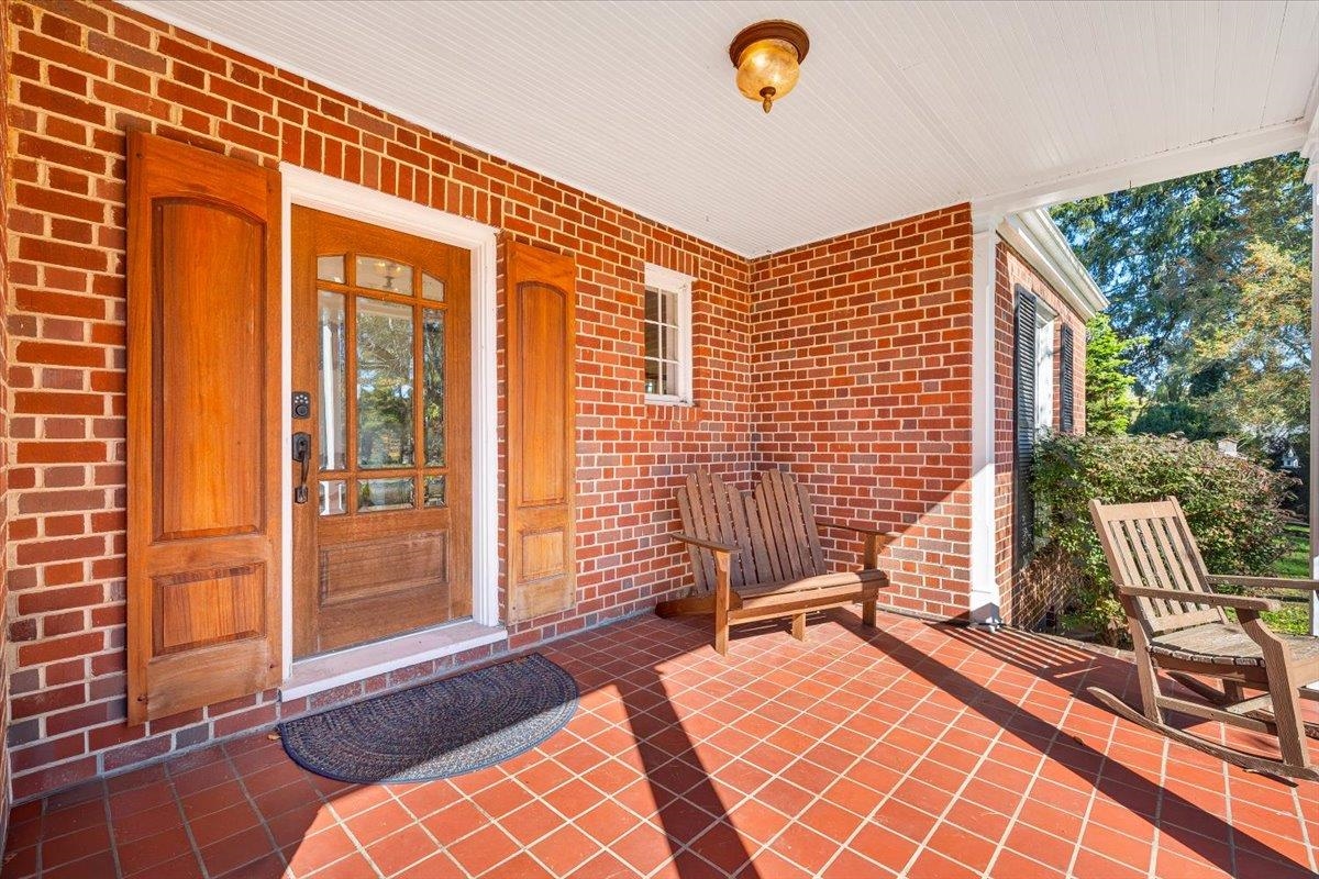 30461 30461 Oxford Avenue Meadowview VA 24361