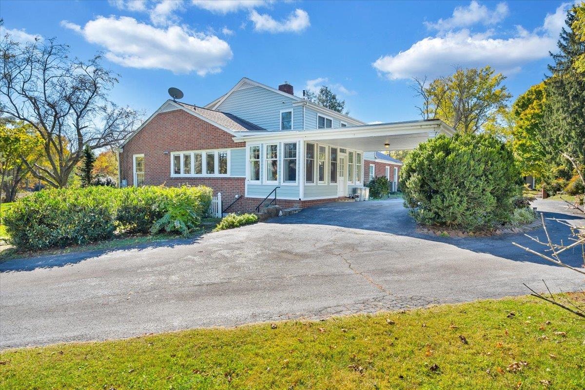 30461 30461 Oxford Avenue Meadowview VA 24361