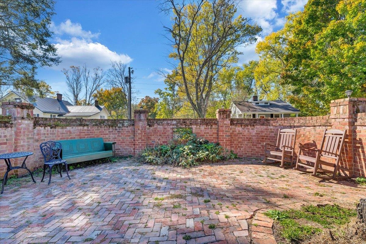 30461 30461 Oxford Avenue Meadowview VA 24361
