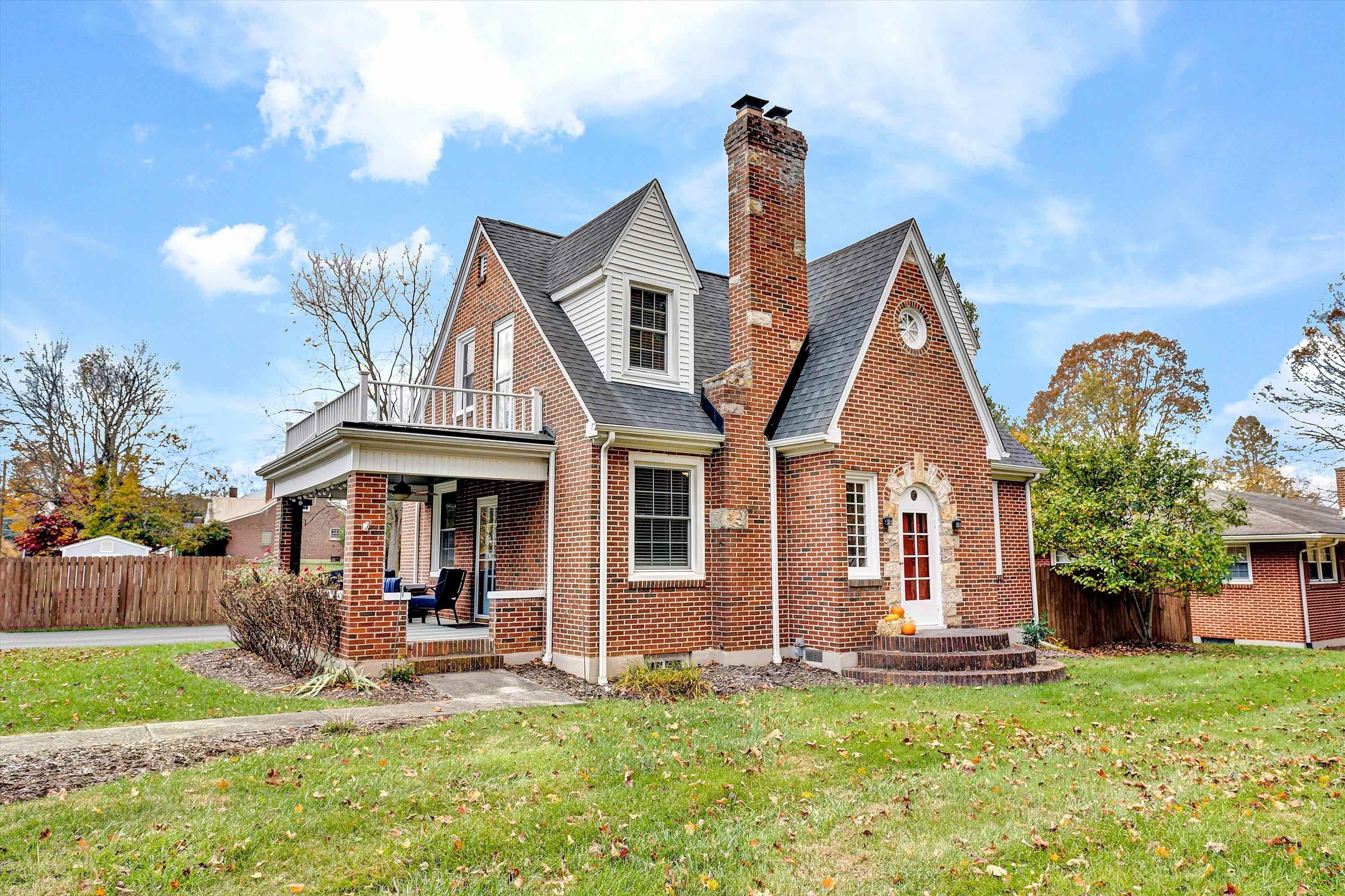 306 Wadsworth Street Radford VA 24141