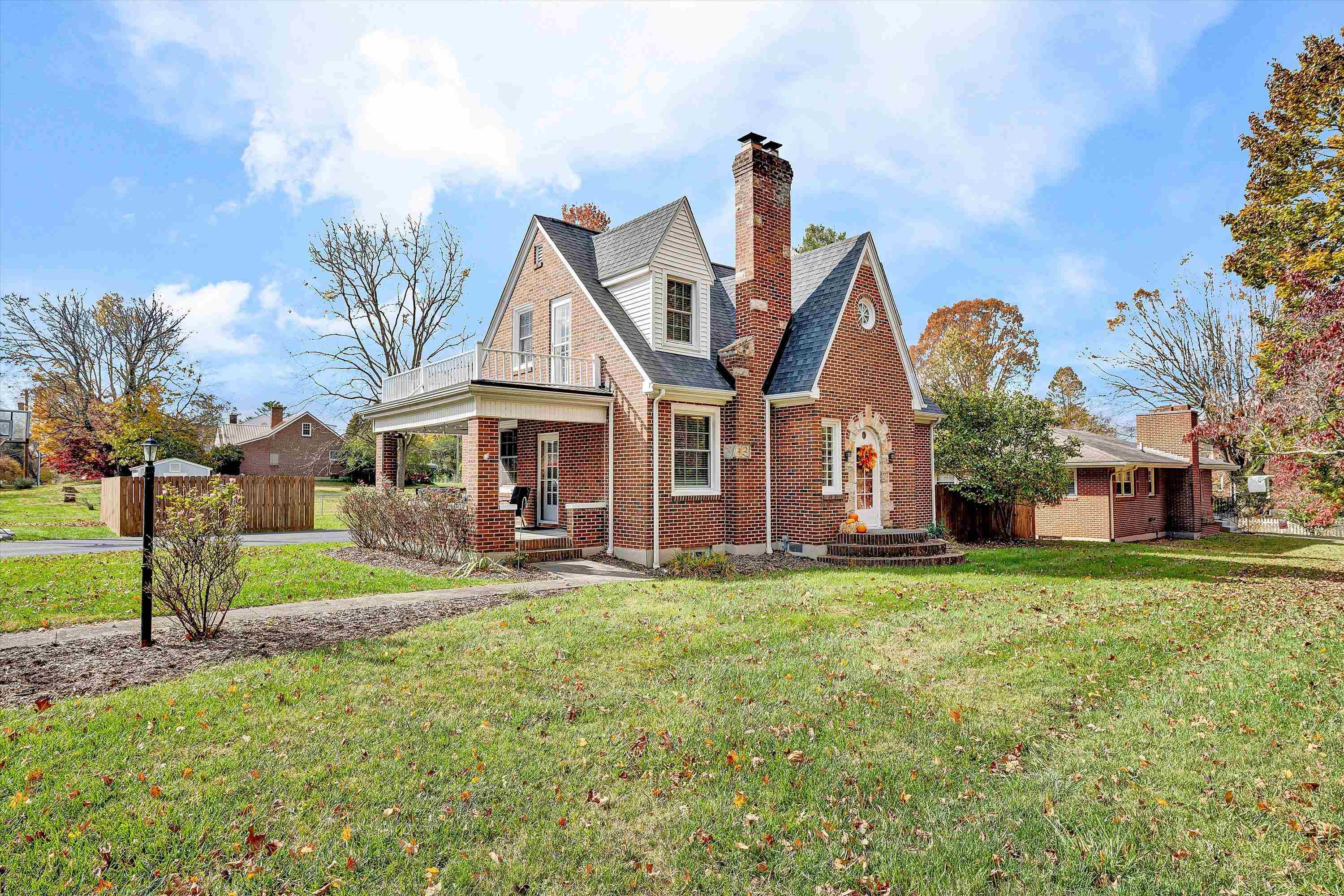 306 Wadsworth Street Radford VA 24141