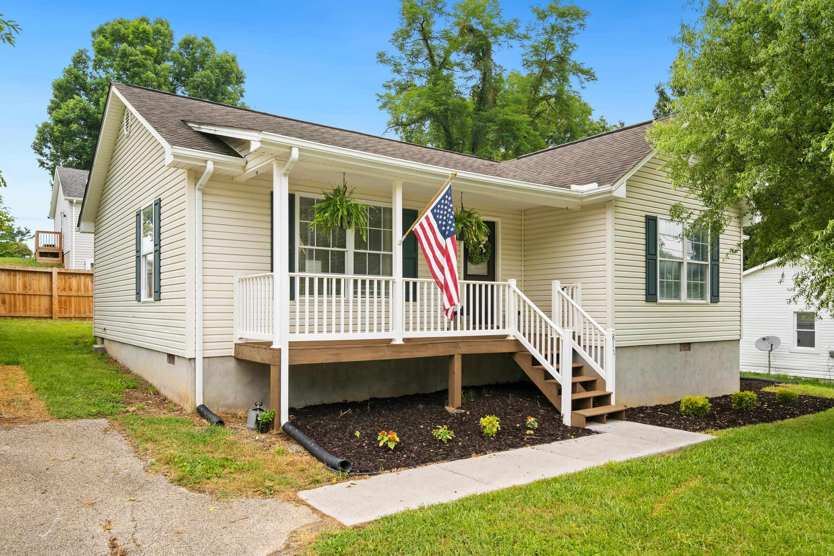817 14th Street Radford VA 24141