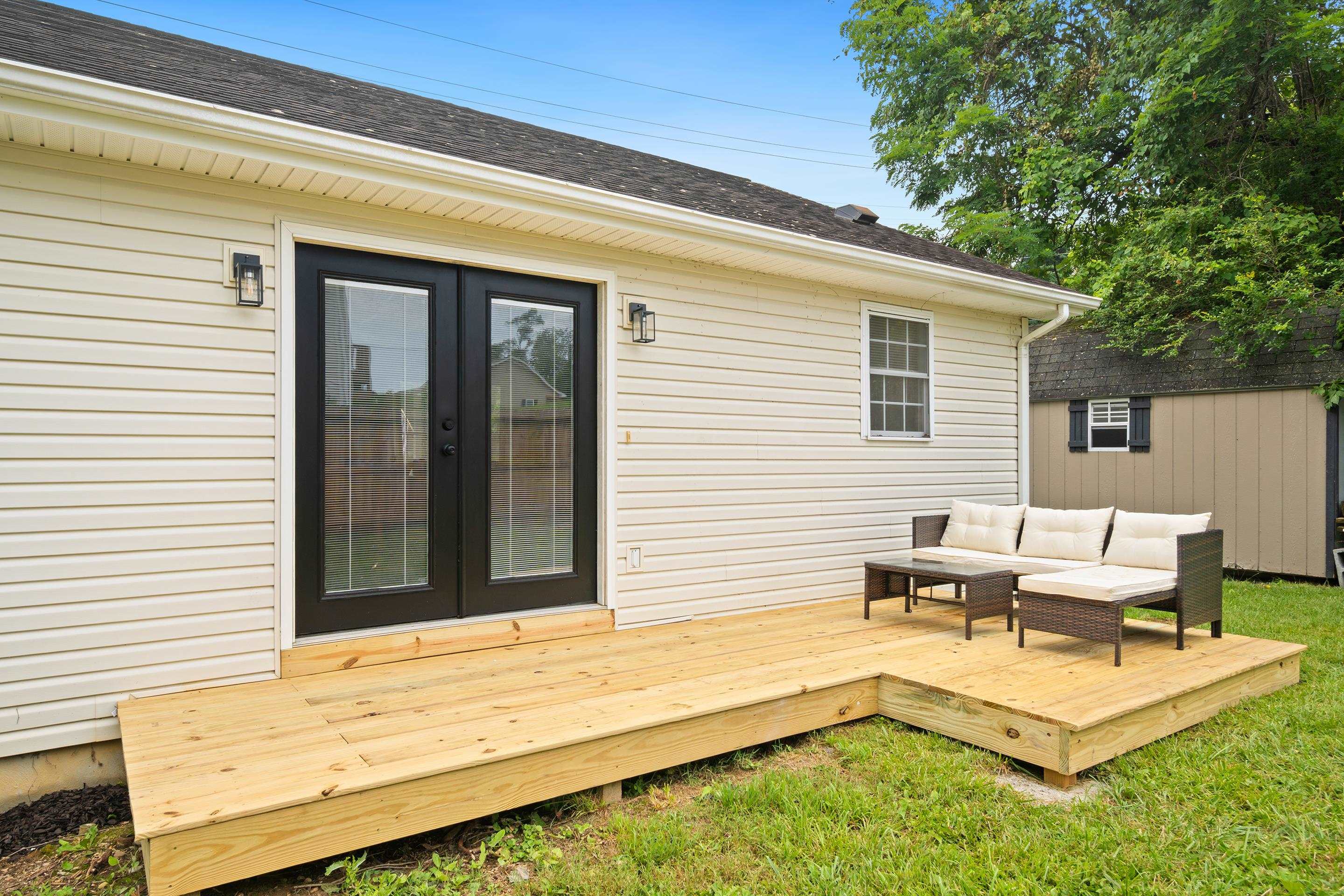 817 14th Street Radford VA 24141