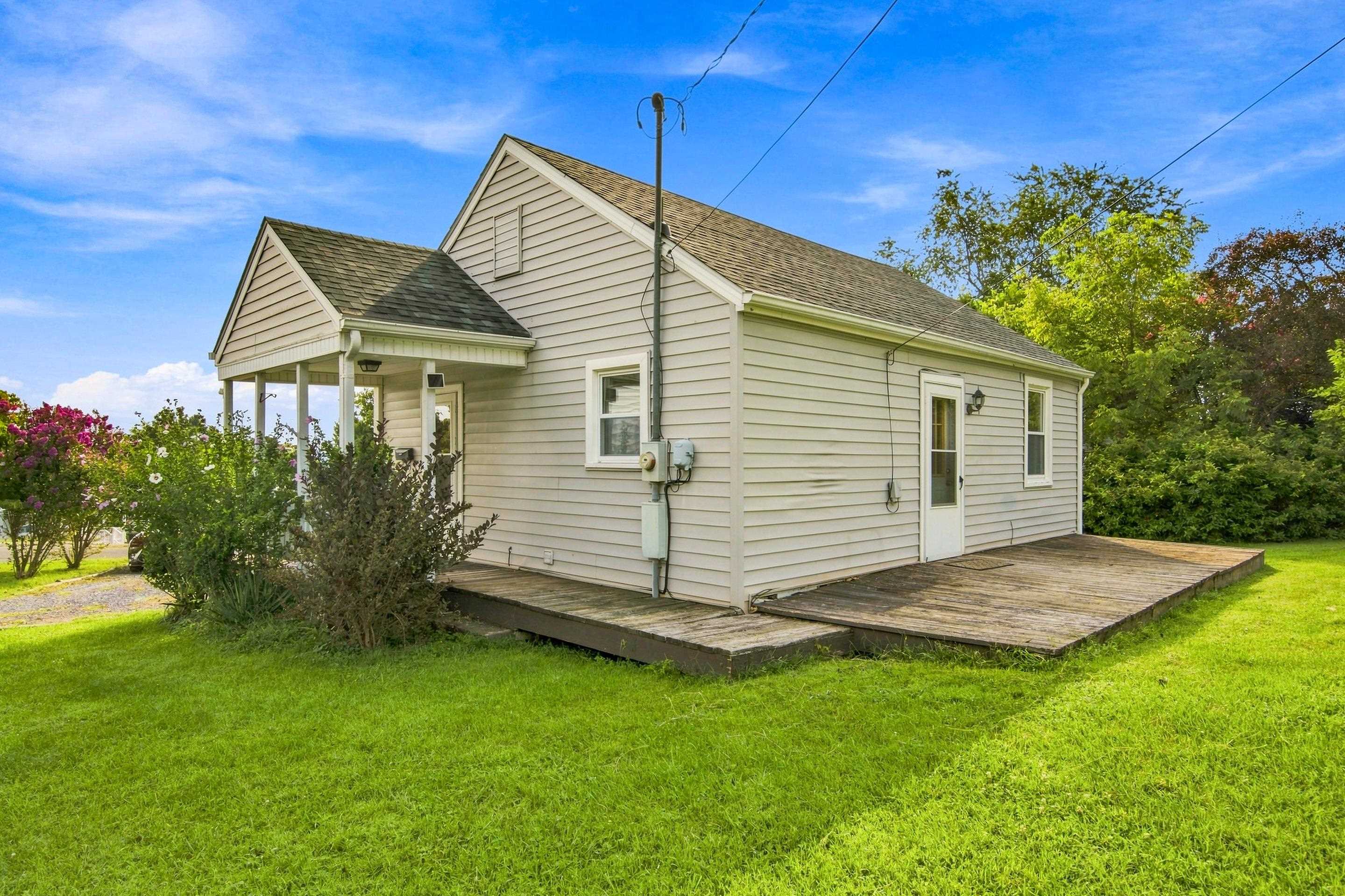 108 Jackson Circle Radford VA 24141