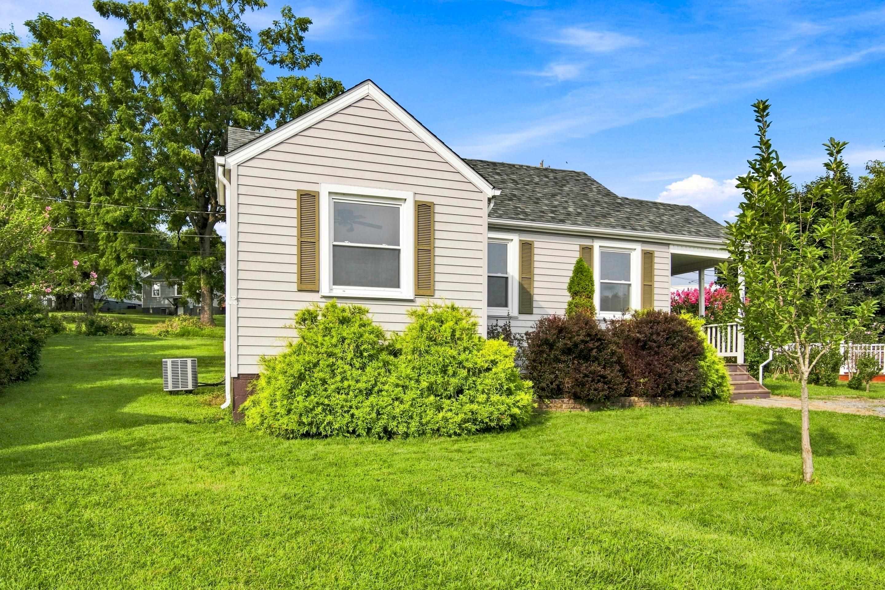 108 Jackson Circle Radford VA 24141
