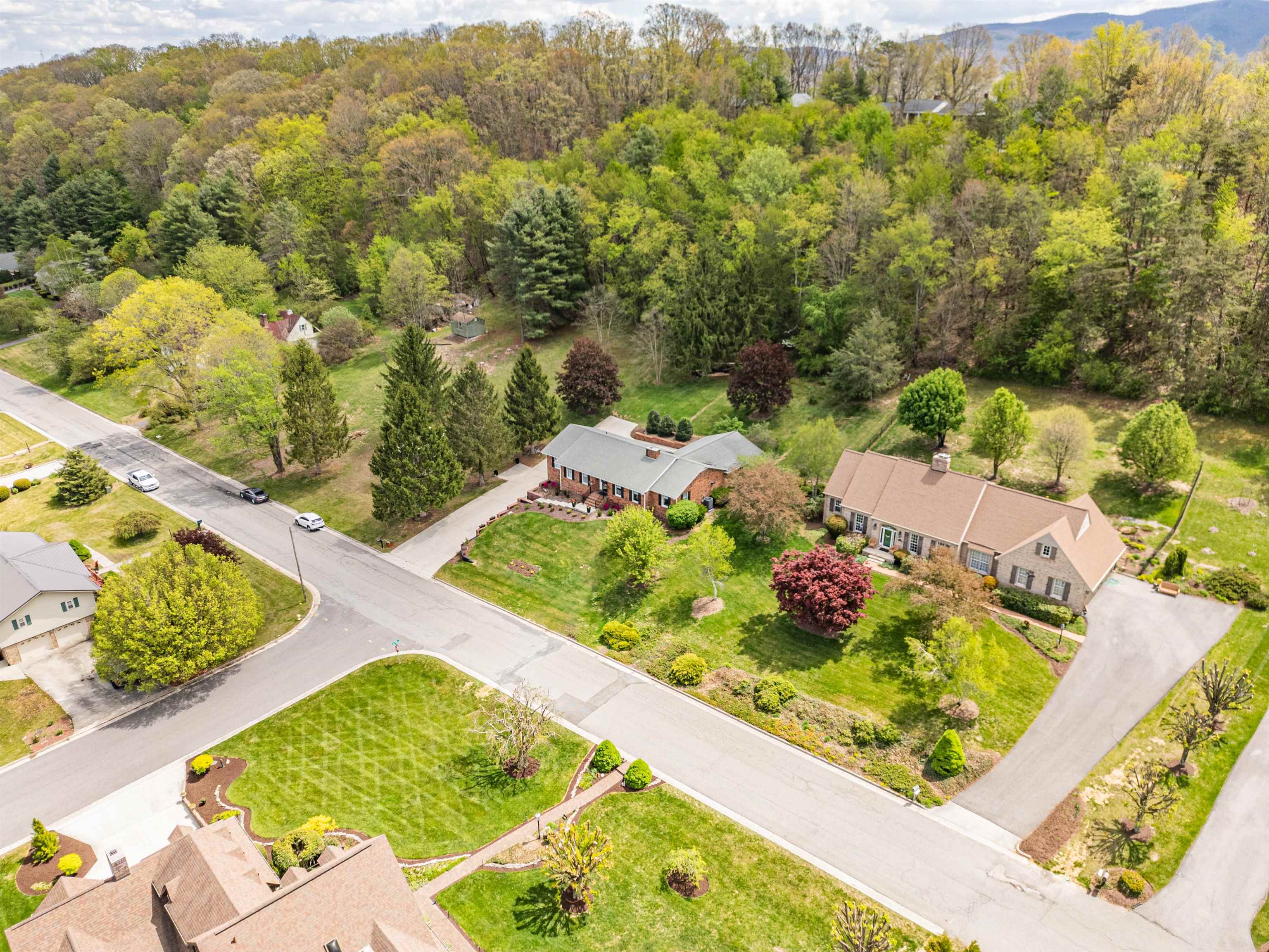 1095 W Fulton Street Wytheville VA 24382