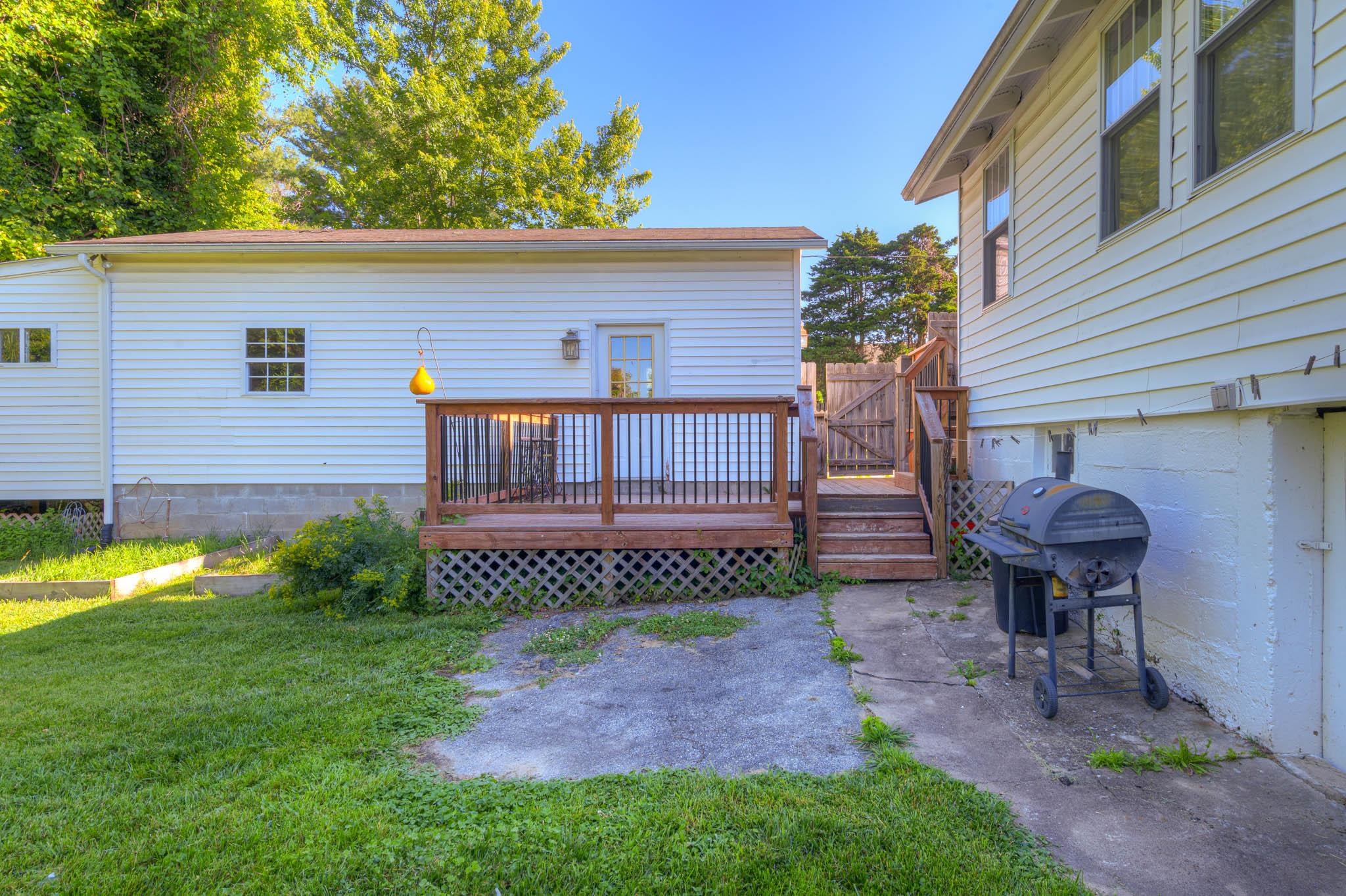 110 Lester Street Christiansburg VA 24073