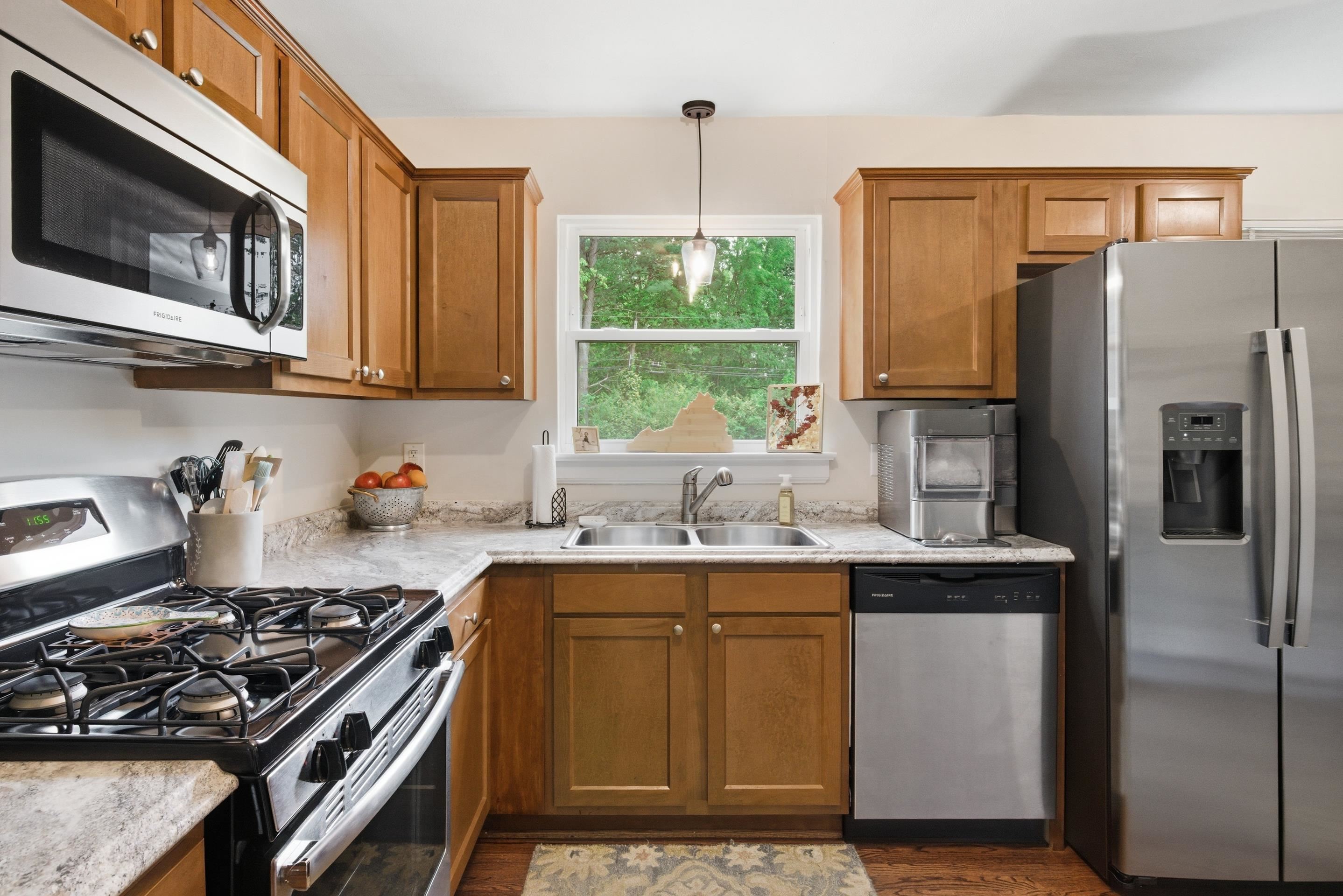 2522 Derwent Drive SW Roanoke VA 24015