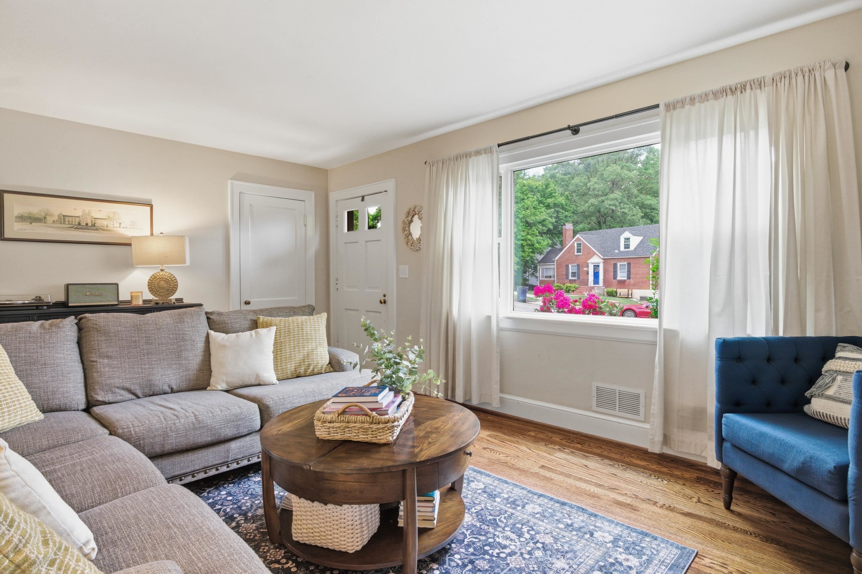 2522 Derwent Drive SW Roanoke VA 24015