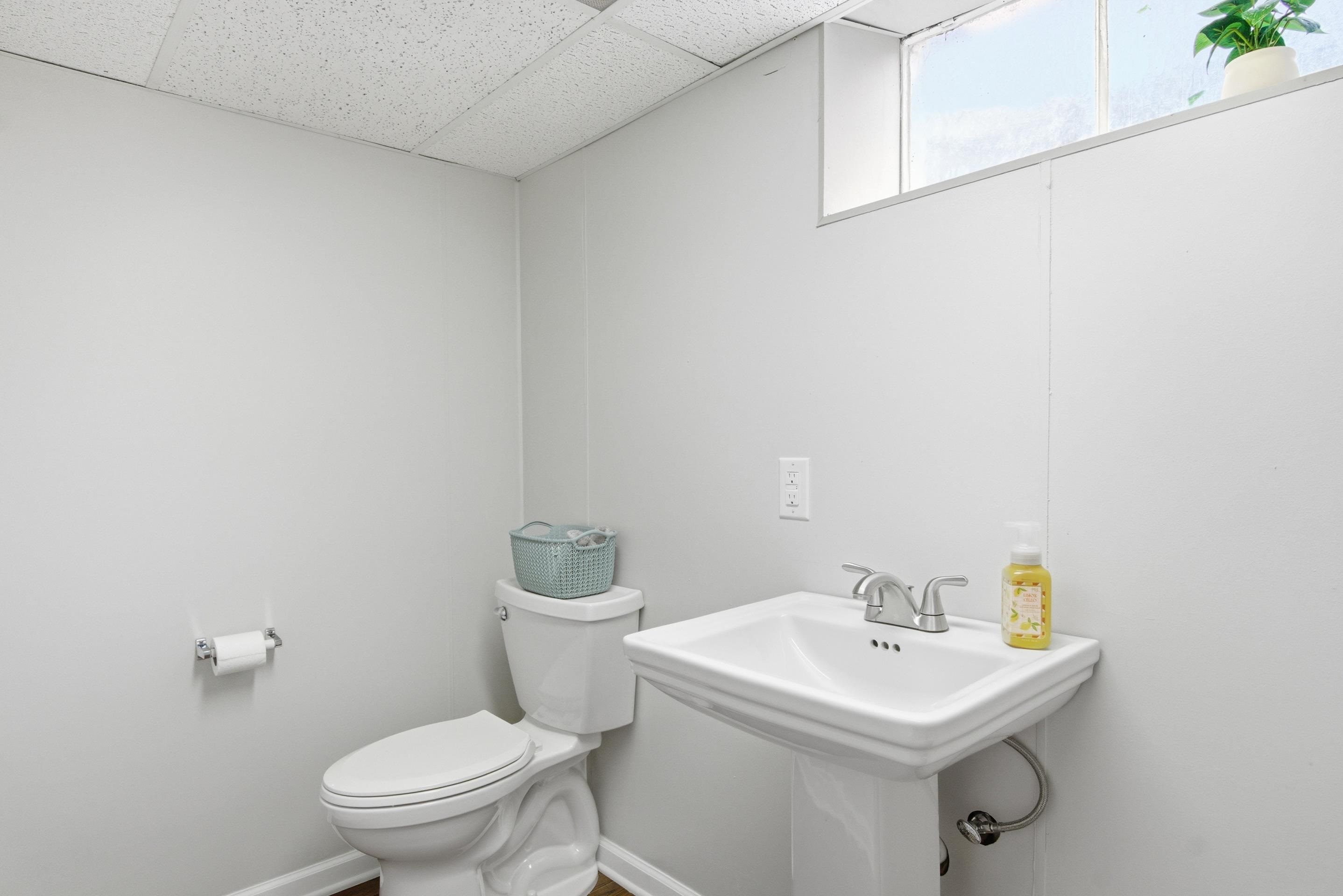 2522 Derwent Drive SW Roanoke VA 24015