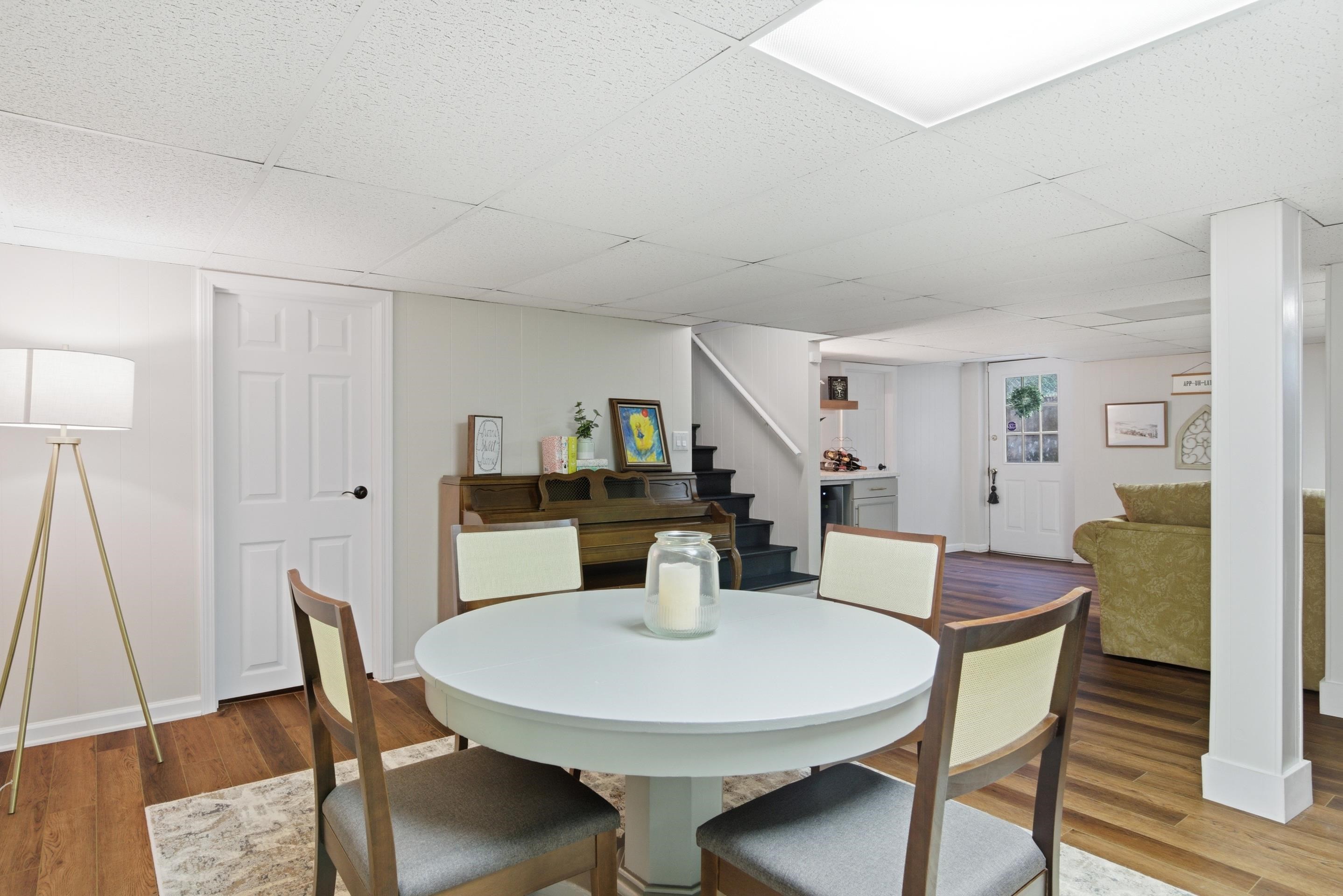 2522 Derwent Drive SW Roanoke VA 24015