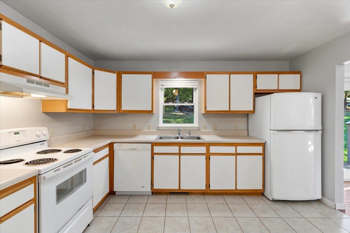 516 Sunrise Drive Blacksburg VA 24060
