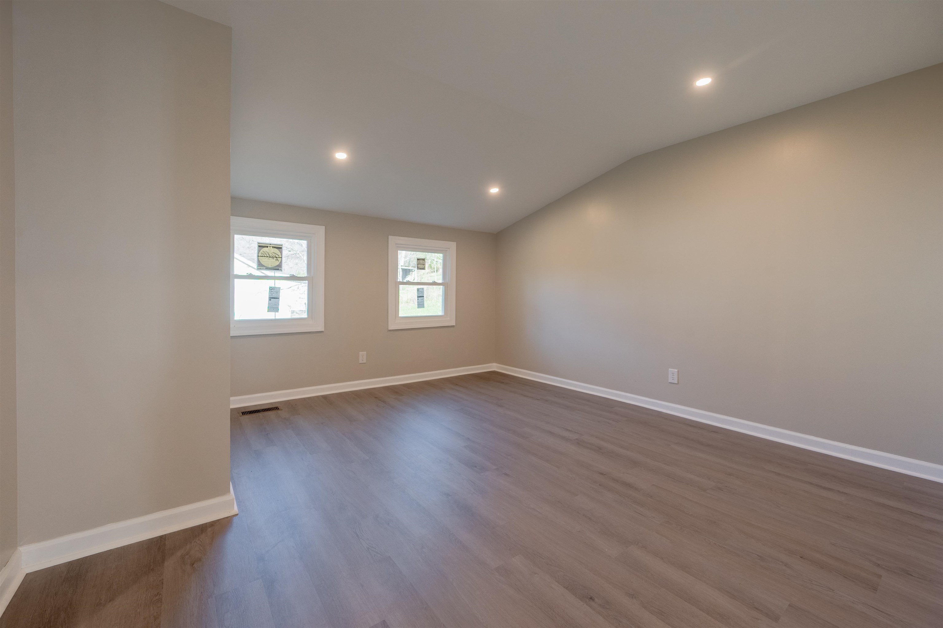 854 Den Hill Road Christiansburg VA 24073