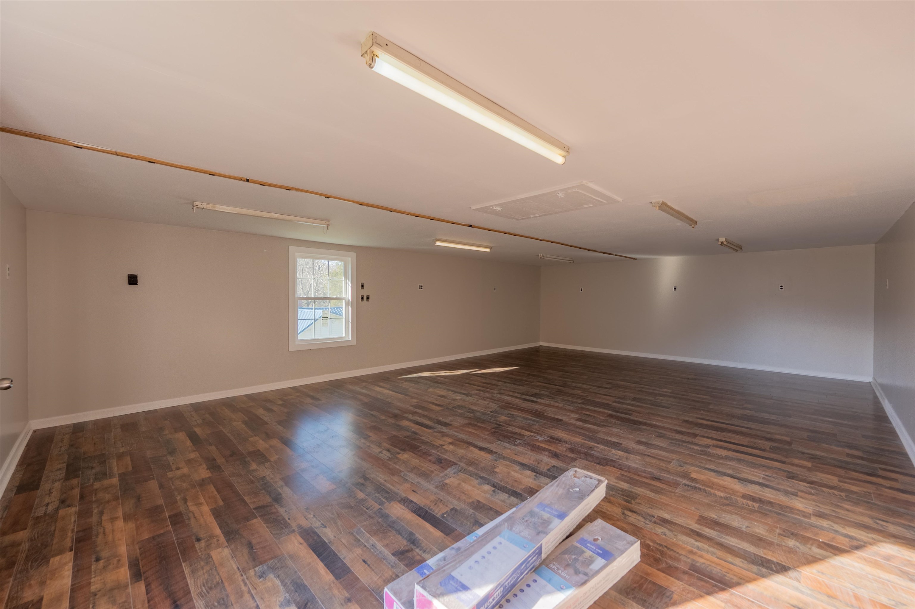 854 Den Hill Road Christiansburg VA 24073