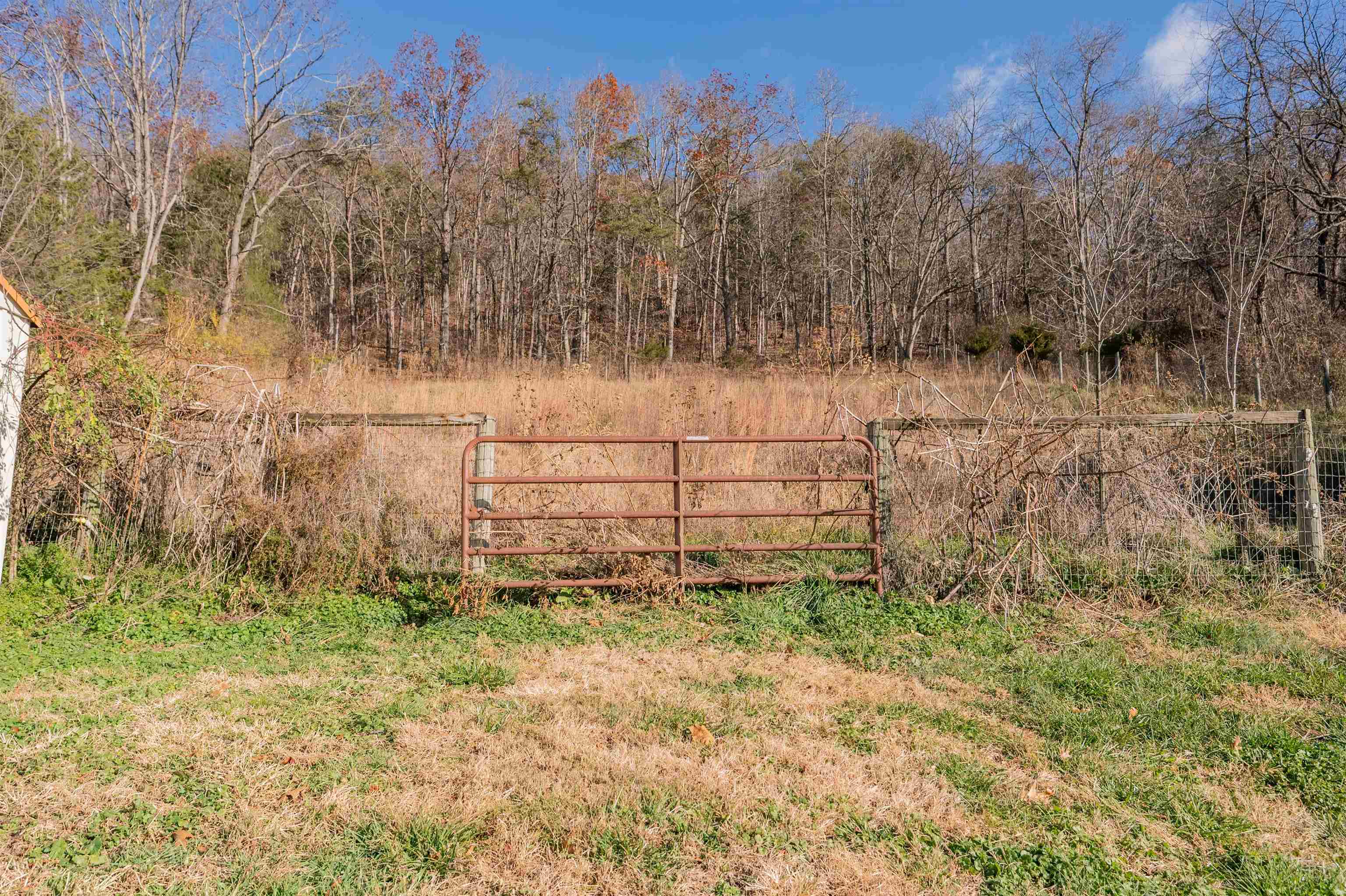 854 Den Hill Road Christiansburg VA 24073