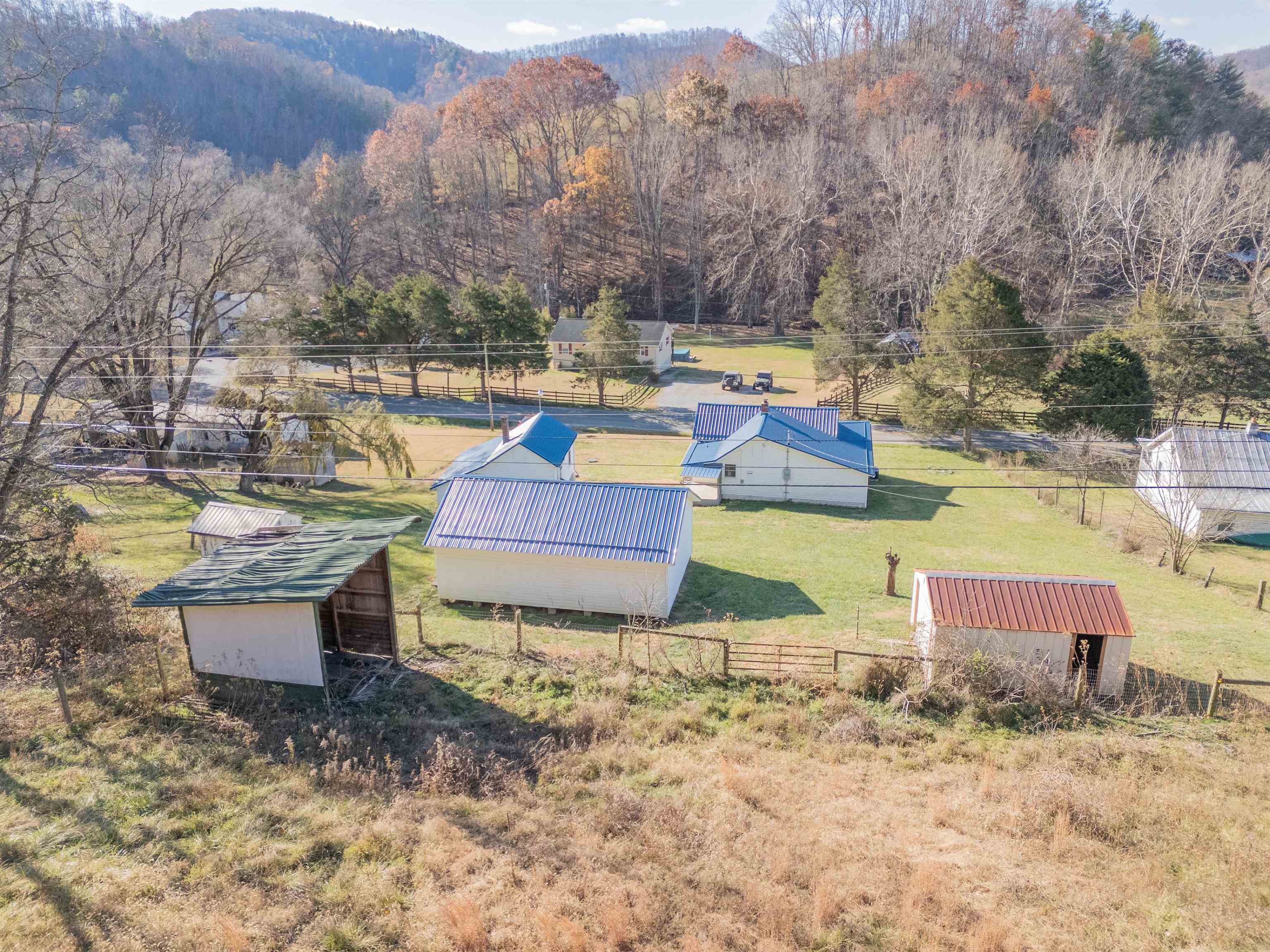 854 Den Hill Road Christiansburg VA 24073