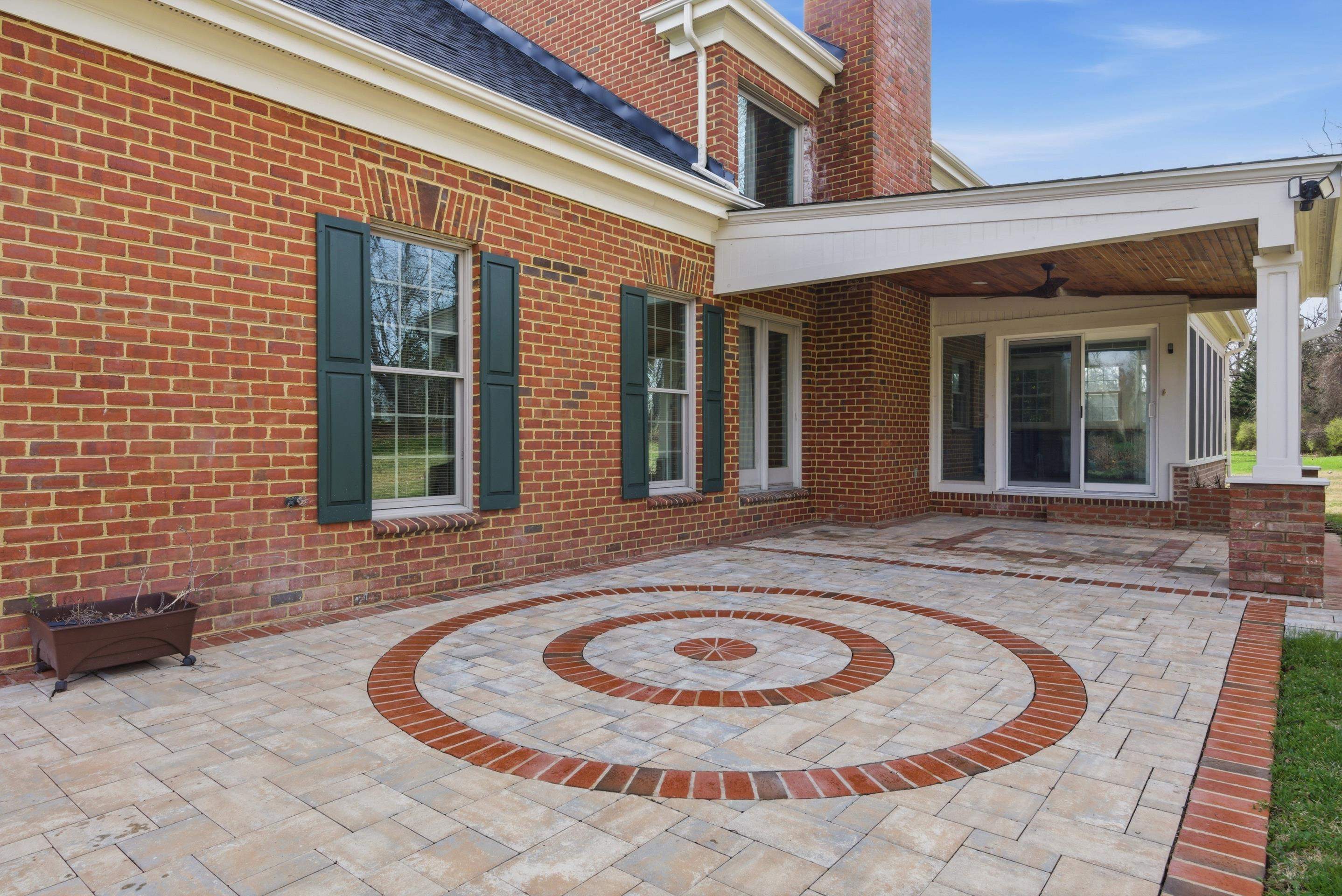 465 Loretto Drive Wytheville VA 24382