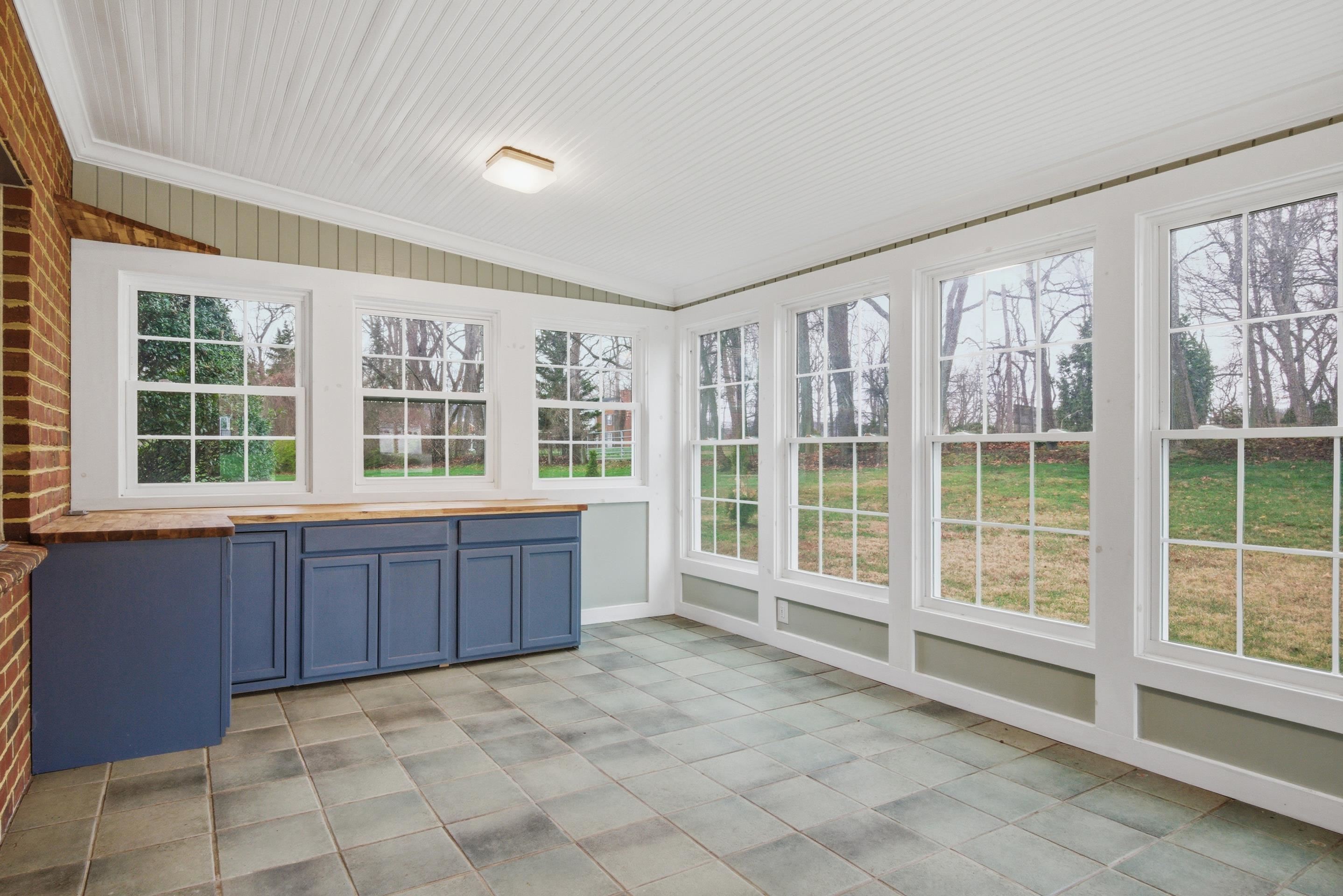 465 Loretto Drive Wytheville VA 24382