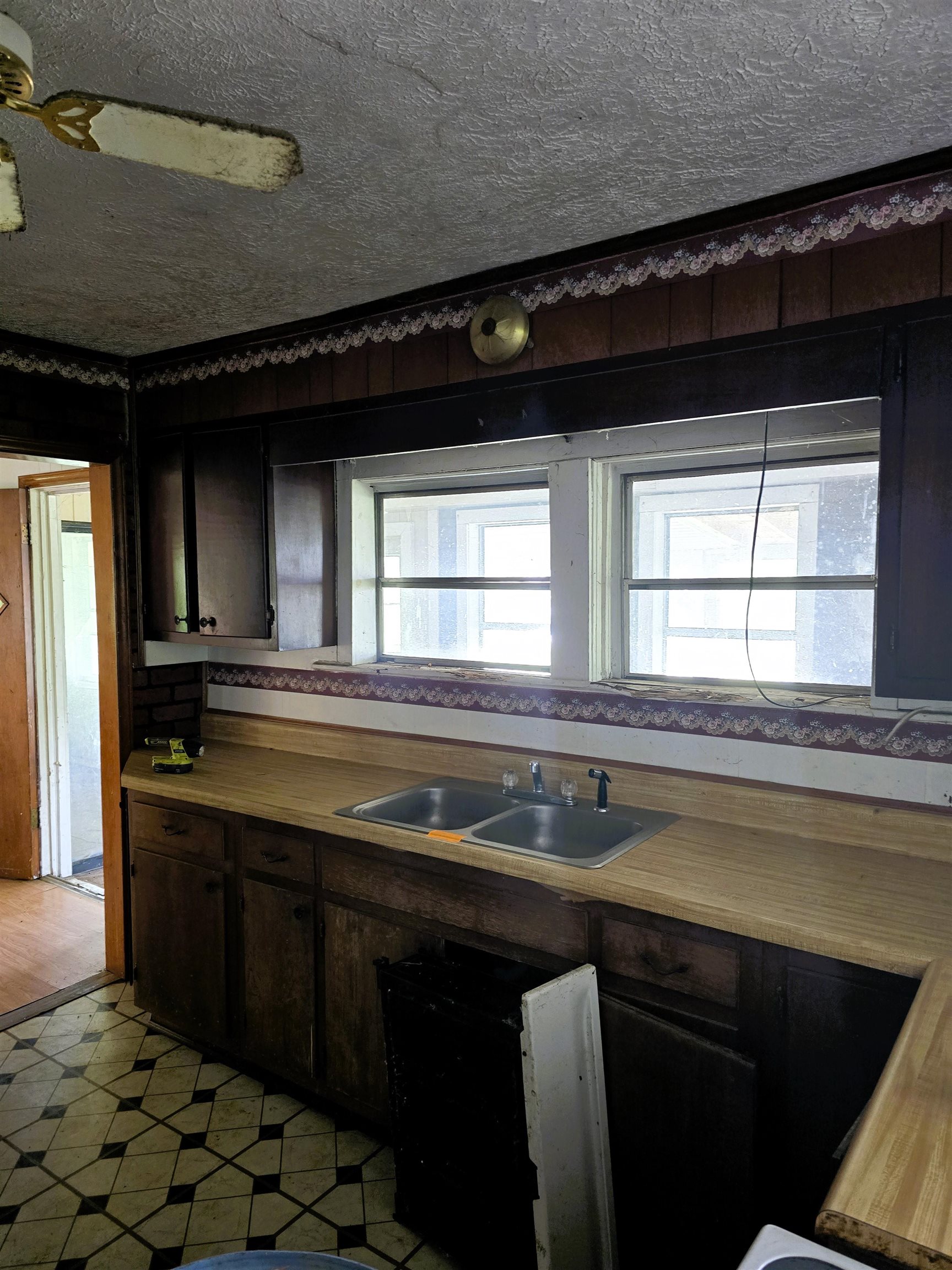 4679 Wolfe Lane Pulaski VA 24301