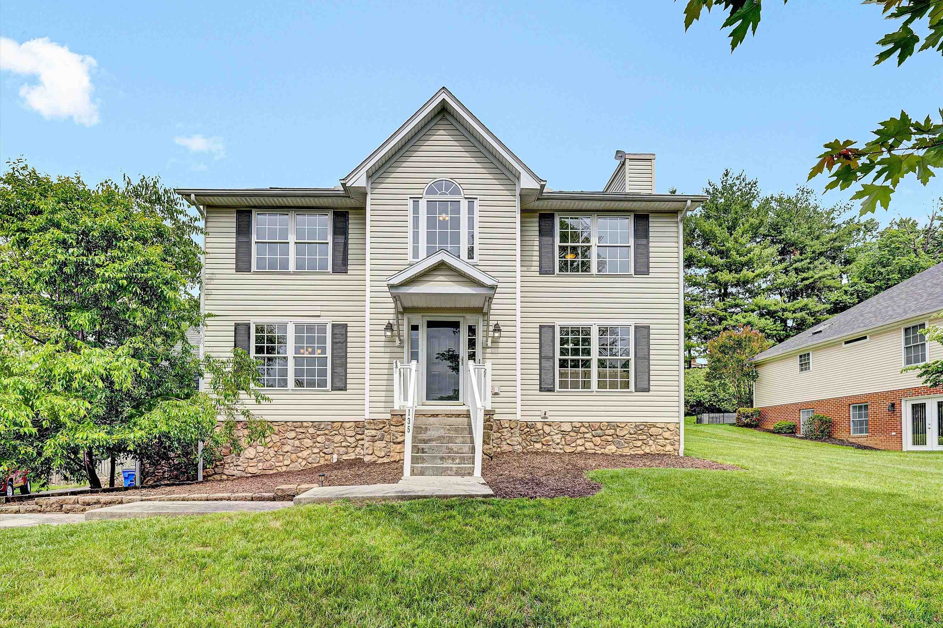 135 Sapphire Avenue Christiansburg VA 24073