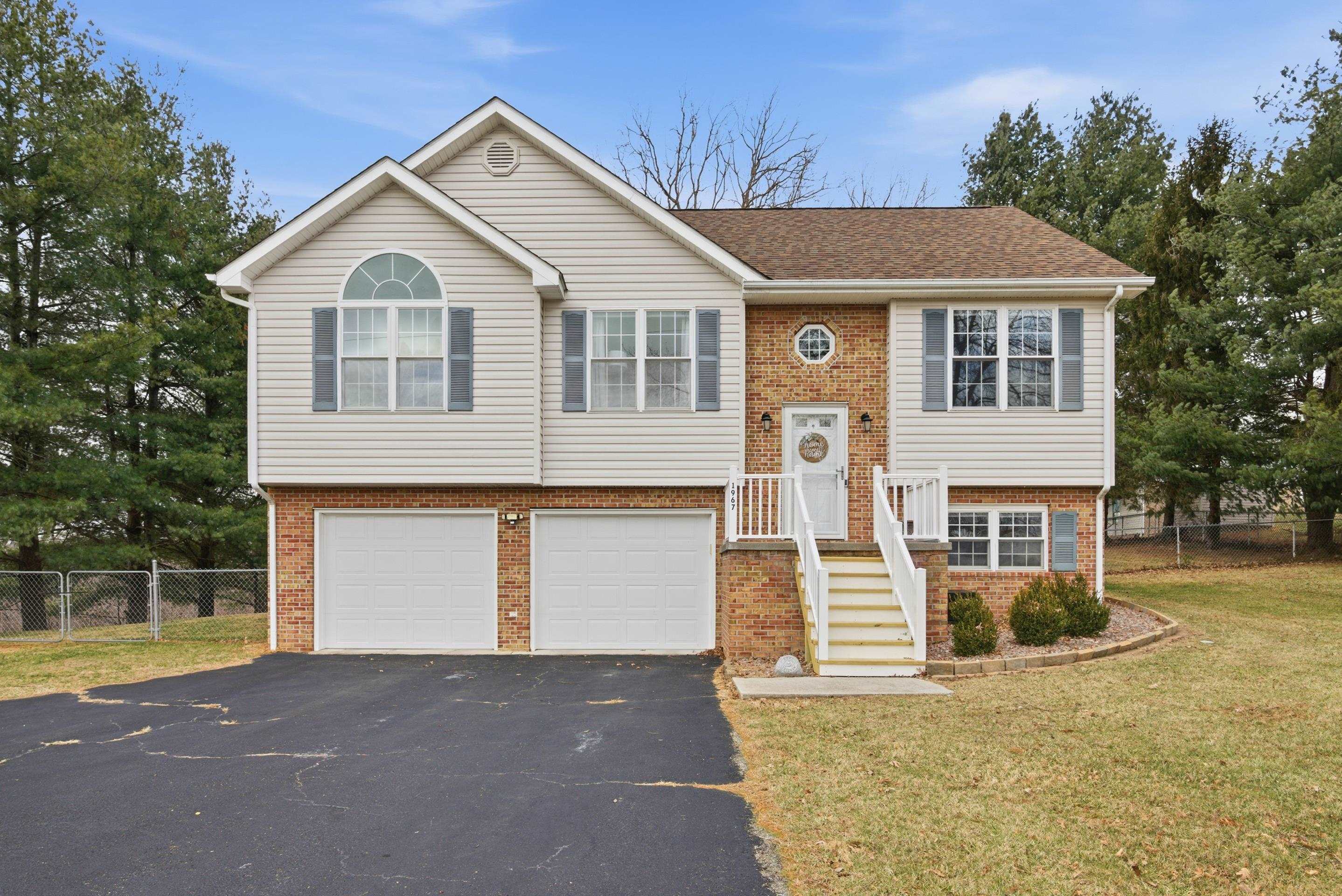 1967 Peppers Ferry Road Pulaski VA 24301