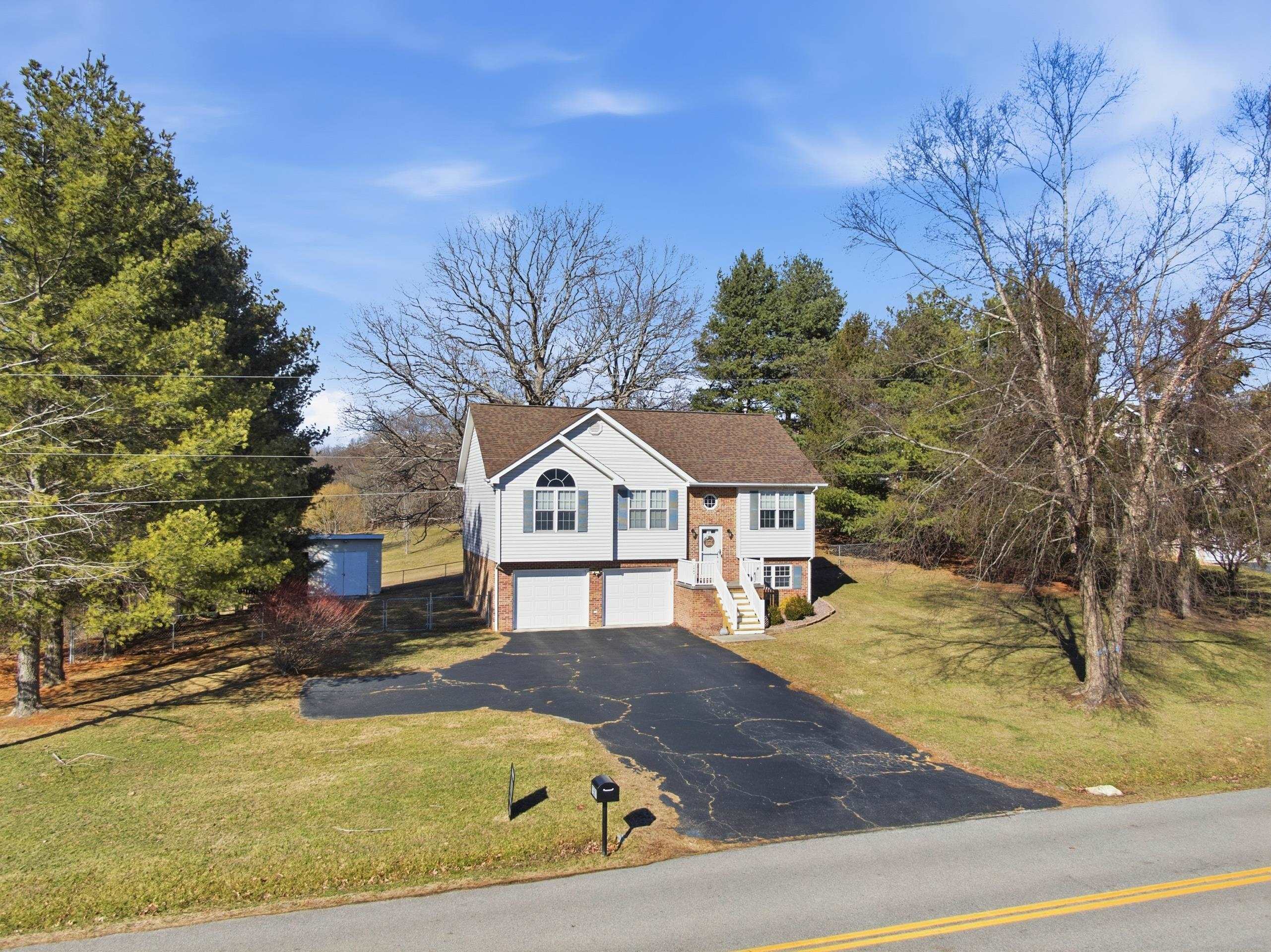 1967 Peppers Ferry Road Pulaski VA 24301