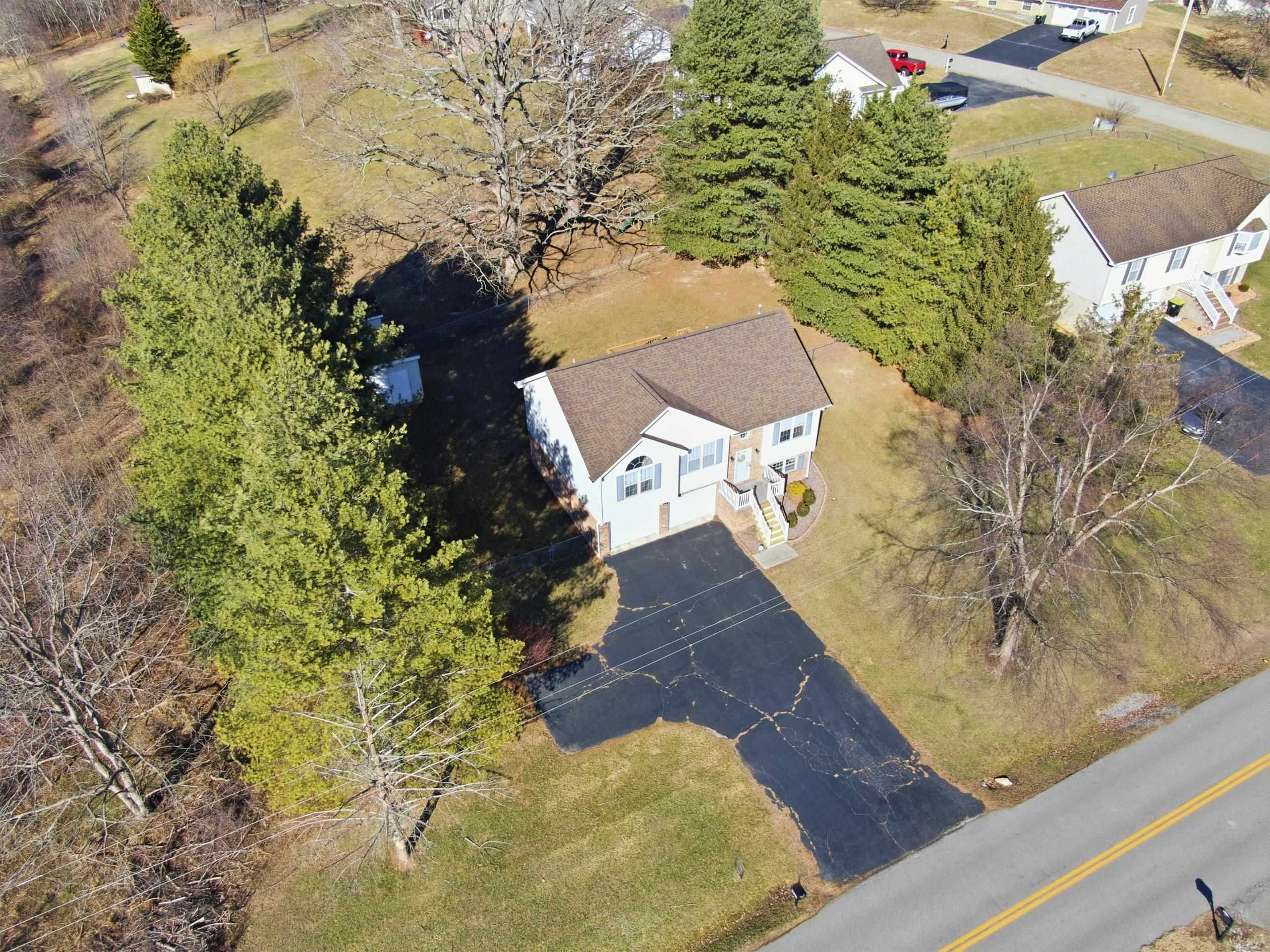 1967 Peppers Ferry Road Pulaski VA 24301