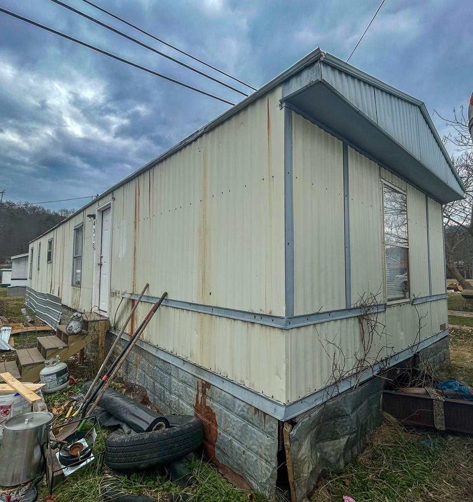4316 N Scenic Highway Bastian VA 24314