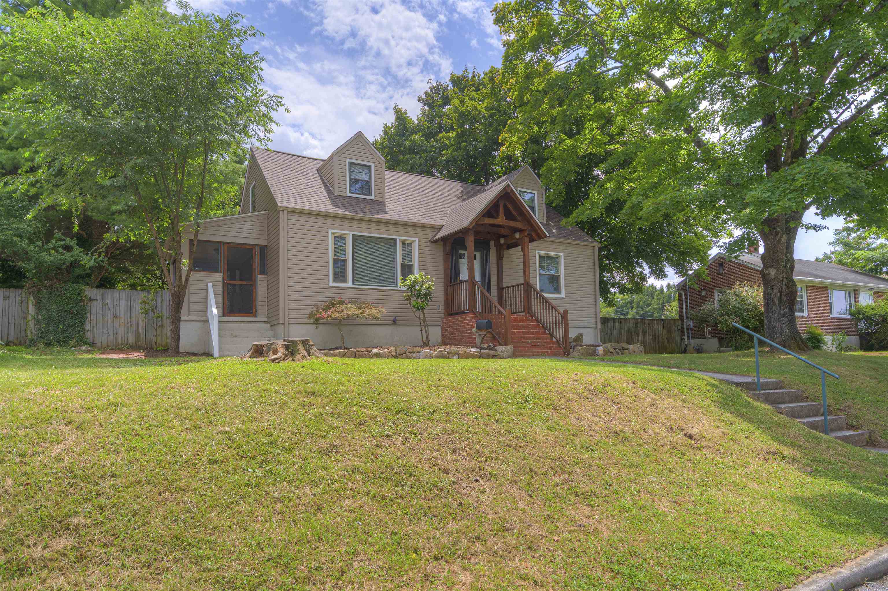 214 Pershing Avenue Radford VA 24141