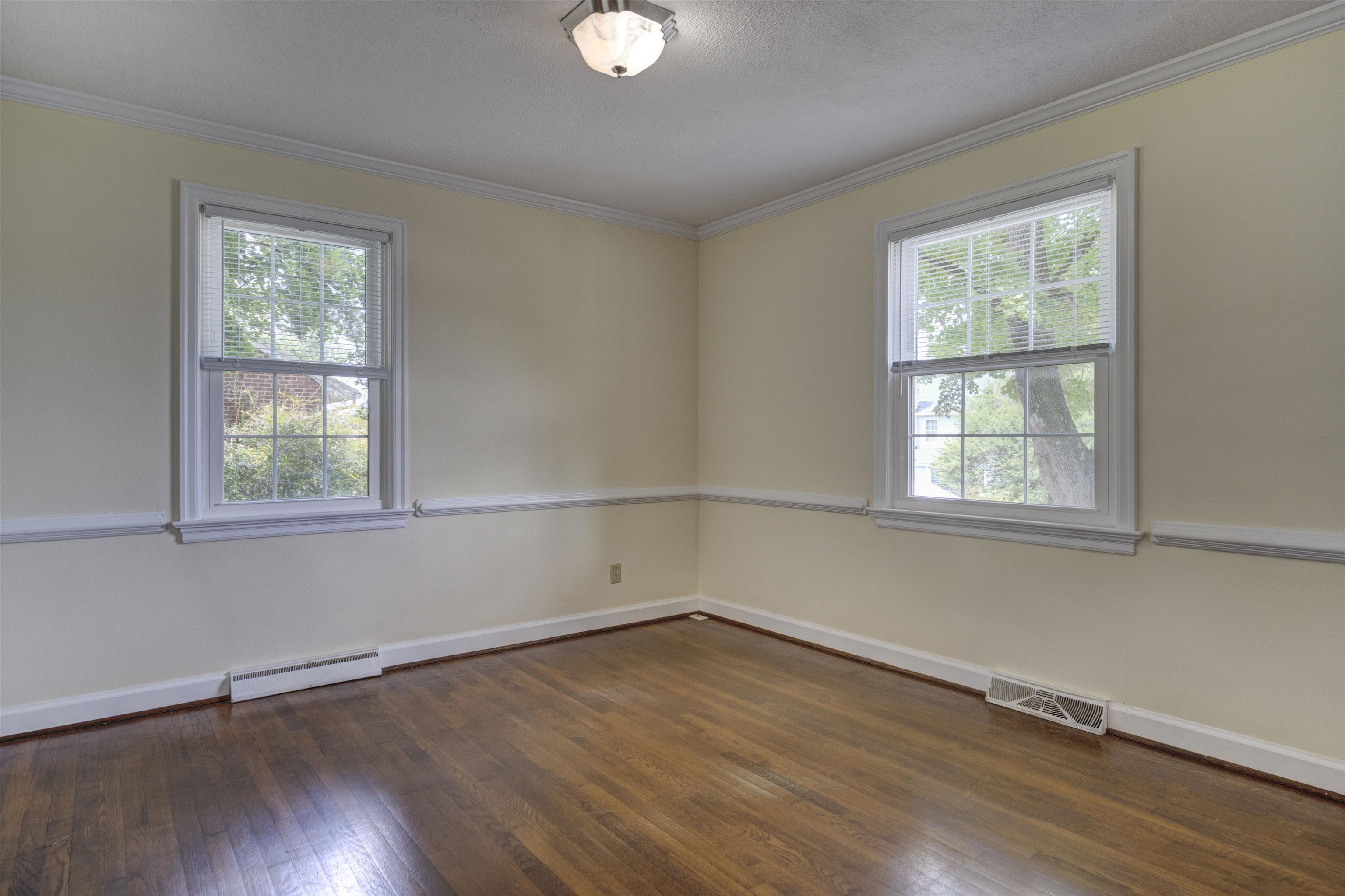 214 Pershing Avenue Radford VA 24141