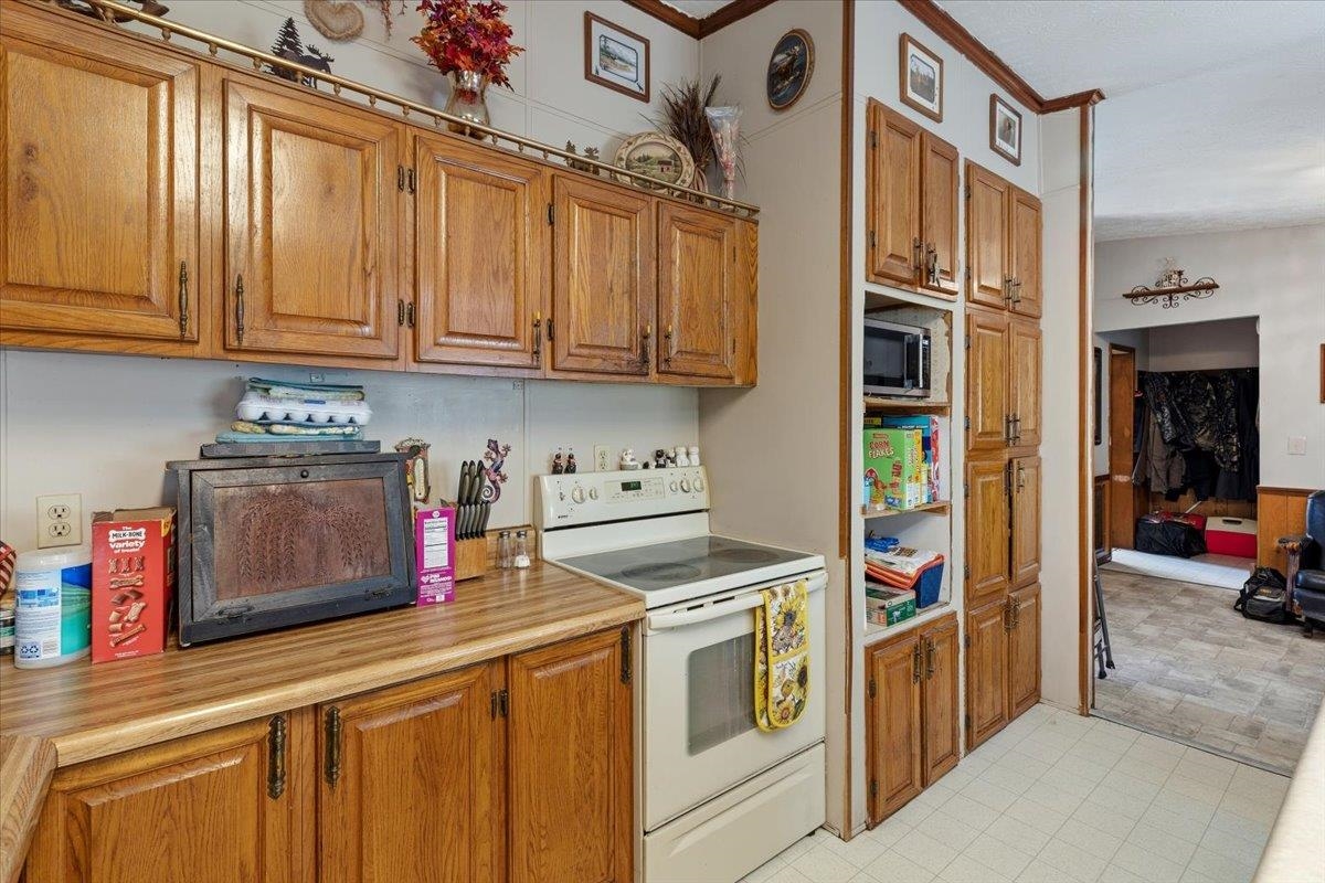 1721 Shulls Lane Draper VA 24324