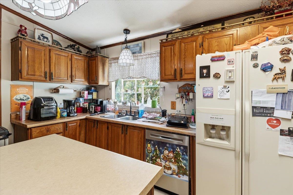 1721 Shulls Lane Draper VA 24324