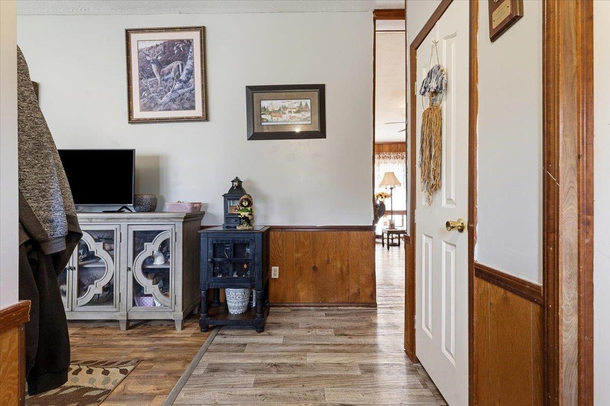 1721 Shulls Lane Draper VA 24324