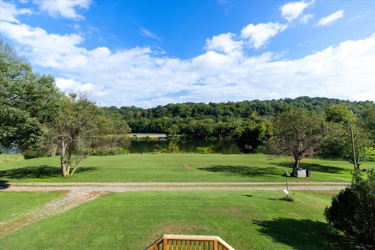 1721 Shulls Lane Draper VA 24324