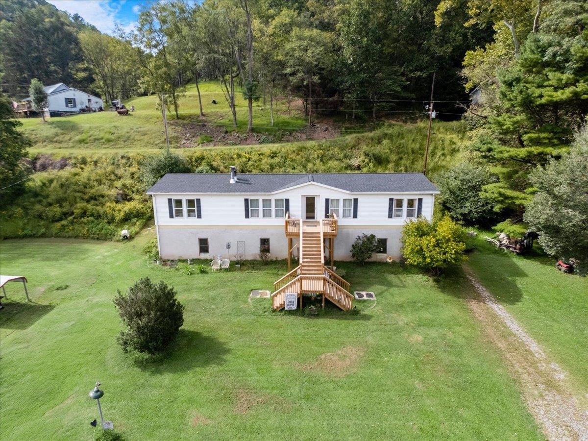 1721 Shulls Lane Draper VA 24324