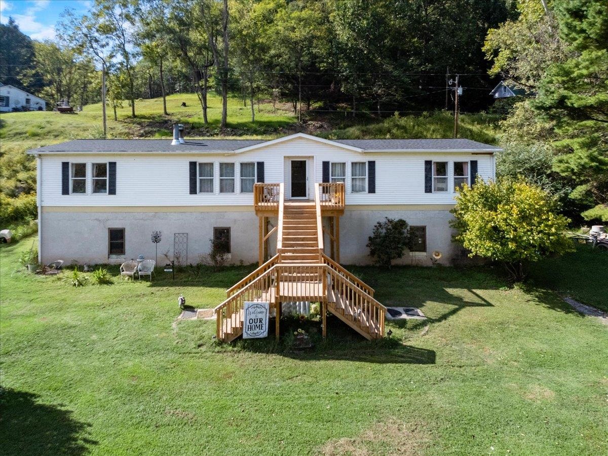 1721 Shulls Lane Draper VA 24324
