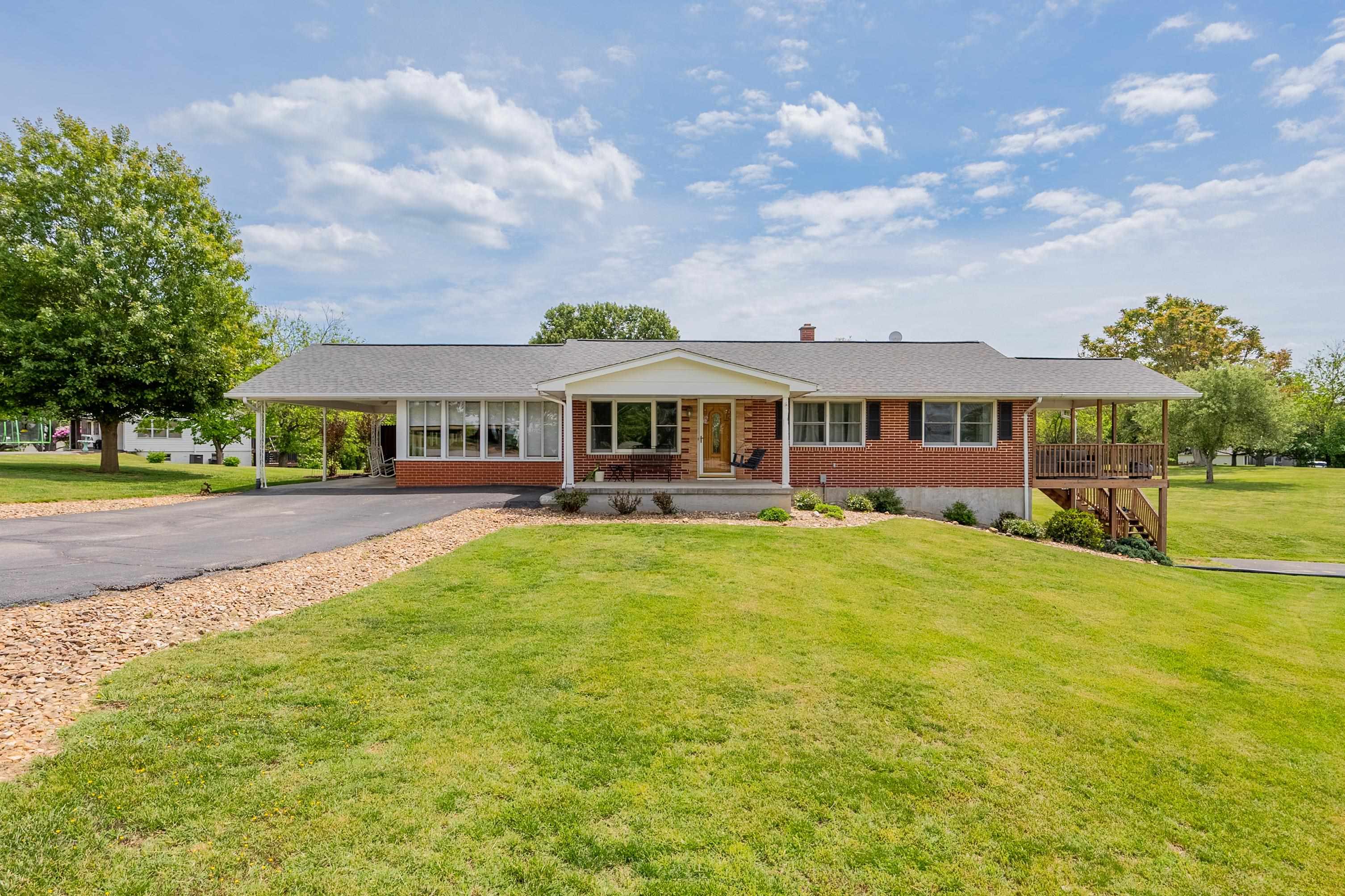 1910 Fifth Street Radford VA 24141