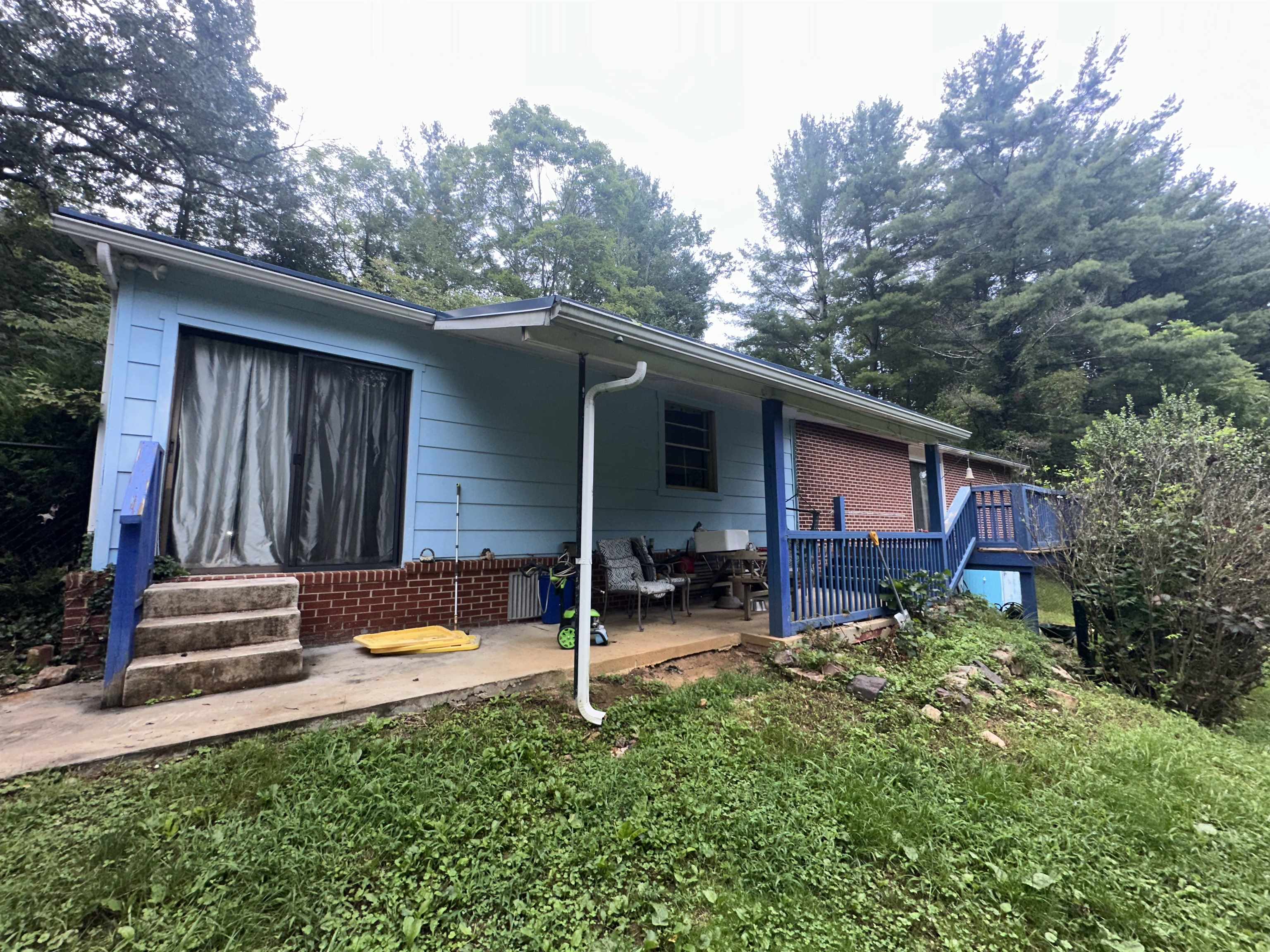 796 Piney Mountain Road Narrows VA 24124