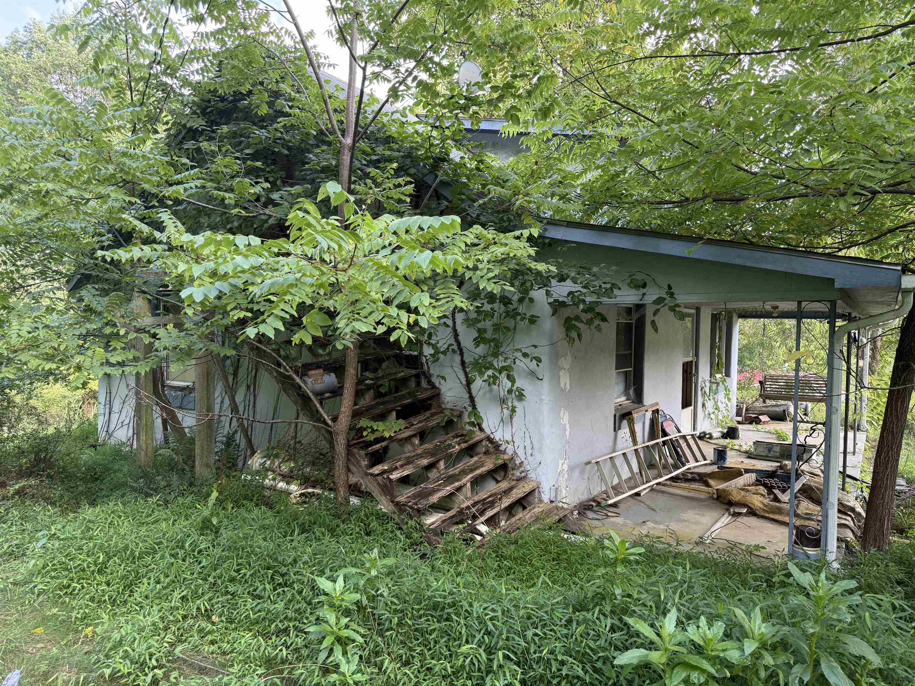 3774 Sylvatus Highway Hillsville VA 24343