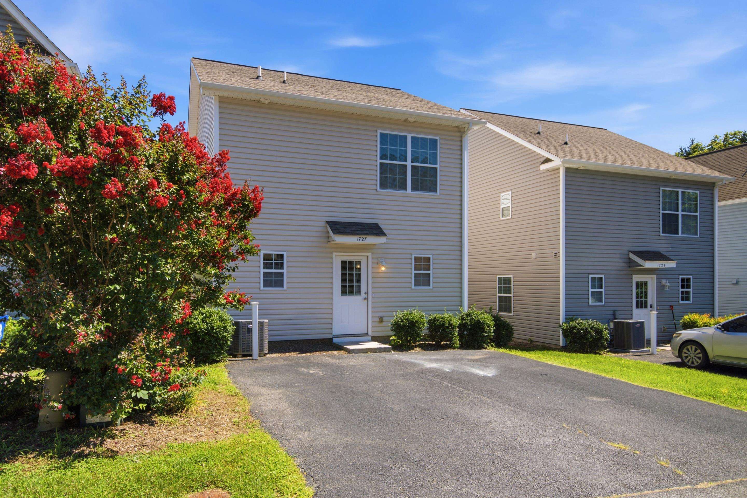 1727 Aden Lane Blacksburg VA 24060