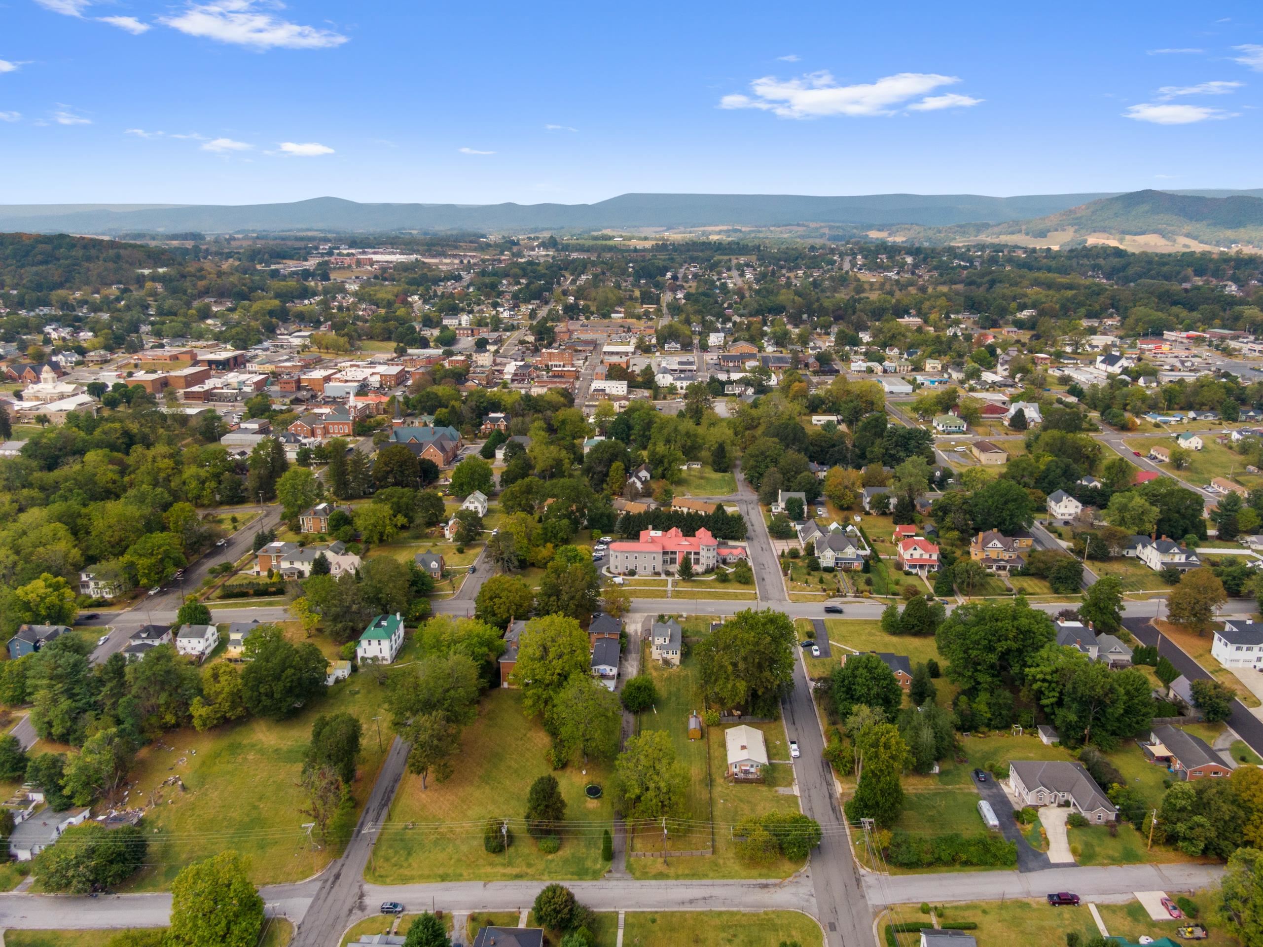 255 E Withers Road Wytheville VA 24382