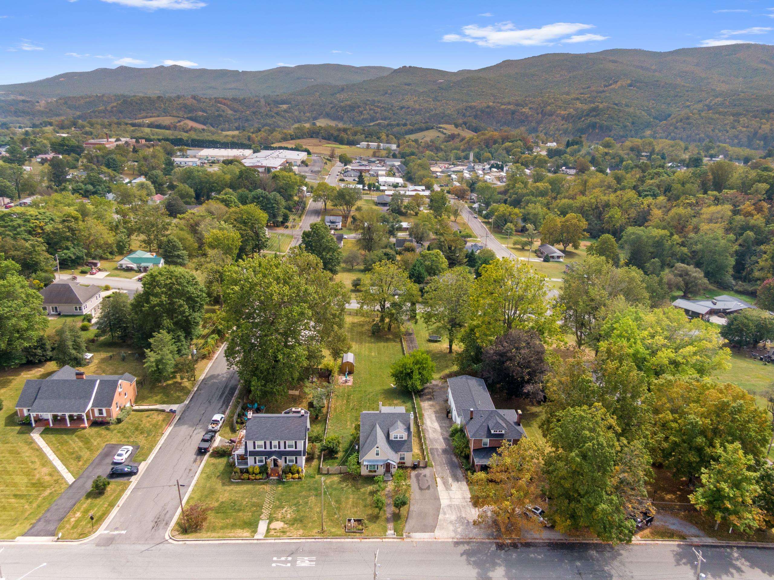 255 E Withers Road Wytheville VA 24382