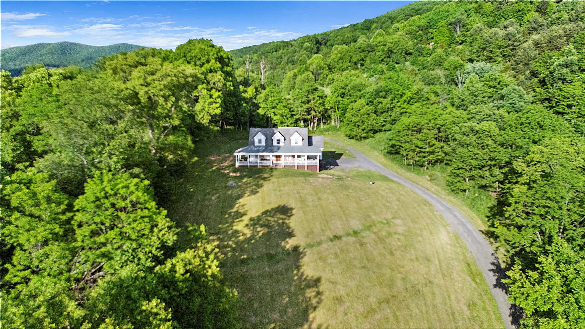 1354 Clover Hollow Road Newport VA 24128