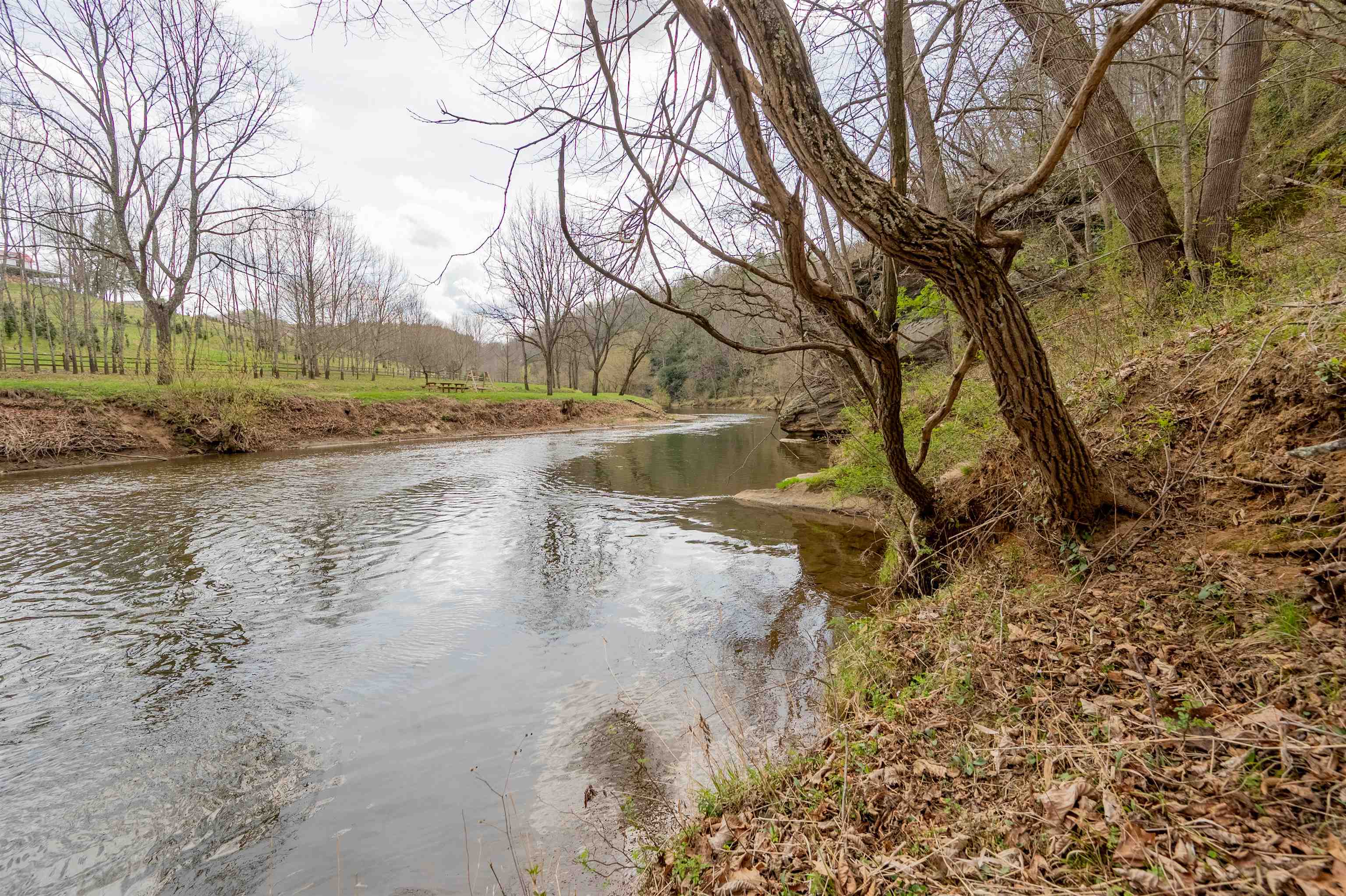 183 Pine Mountain Road NE Floyd VA 24091
