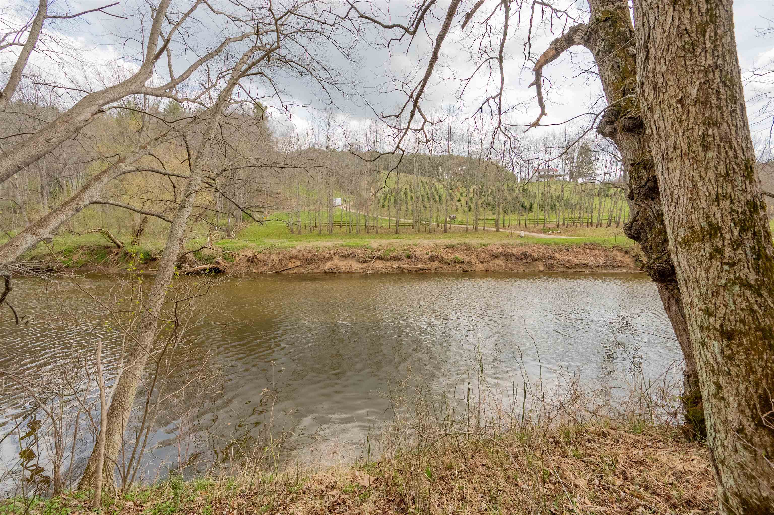 183 Pine Mountain Road NE Floyd VA 24091