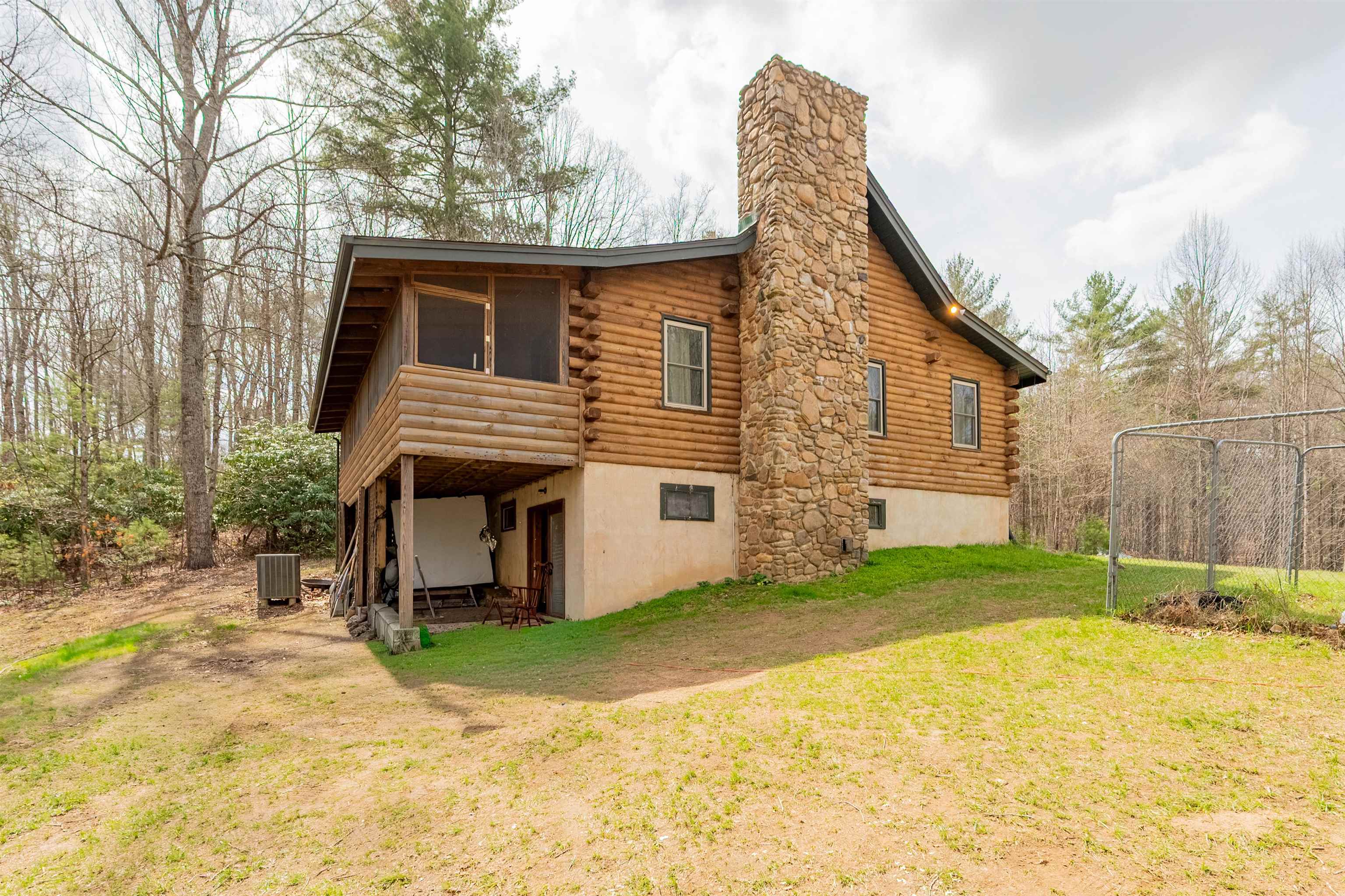 183 Pine Mountain Road NE Floyd VA 24091