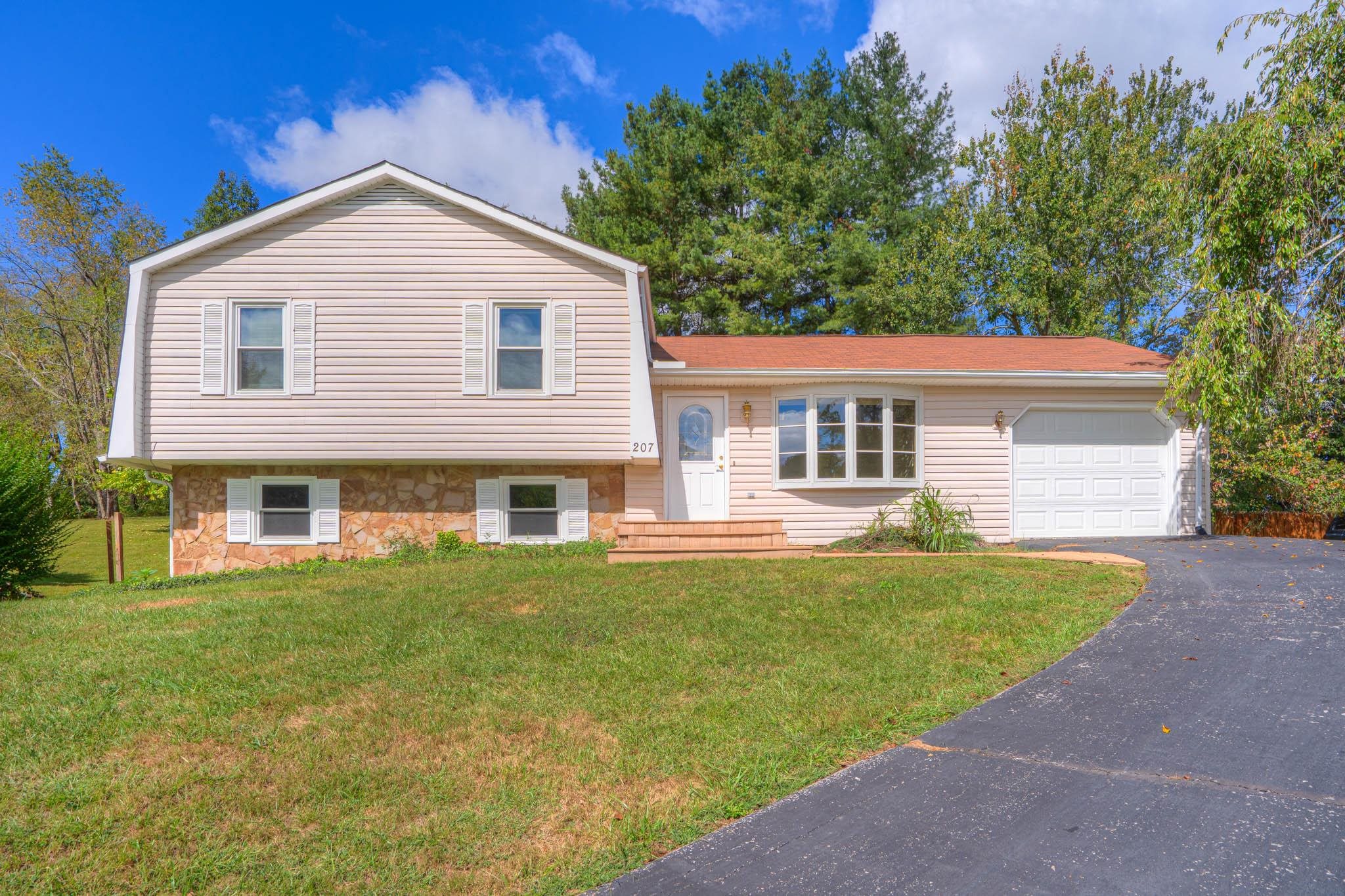 207 Woodbine Drive Blacksburg VA 24060