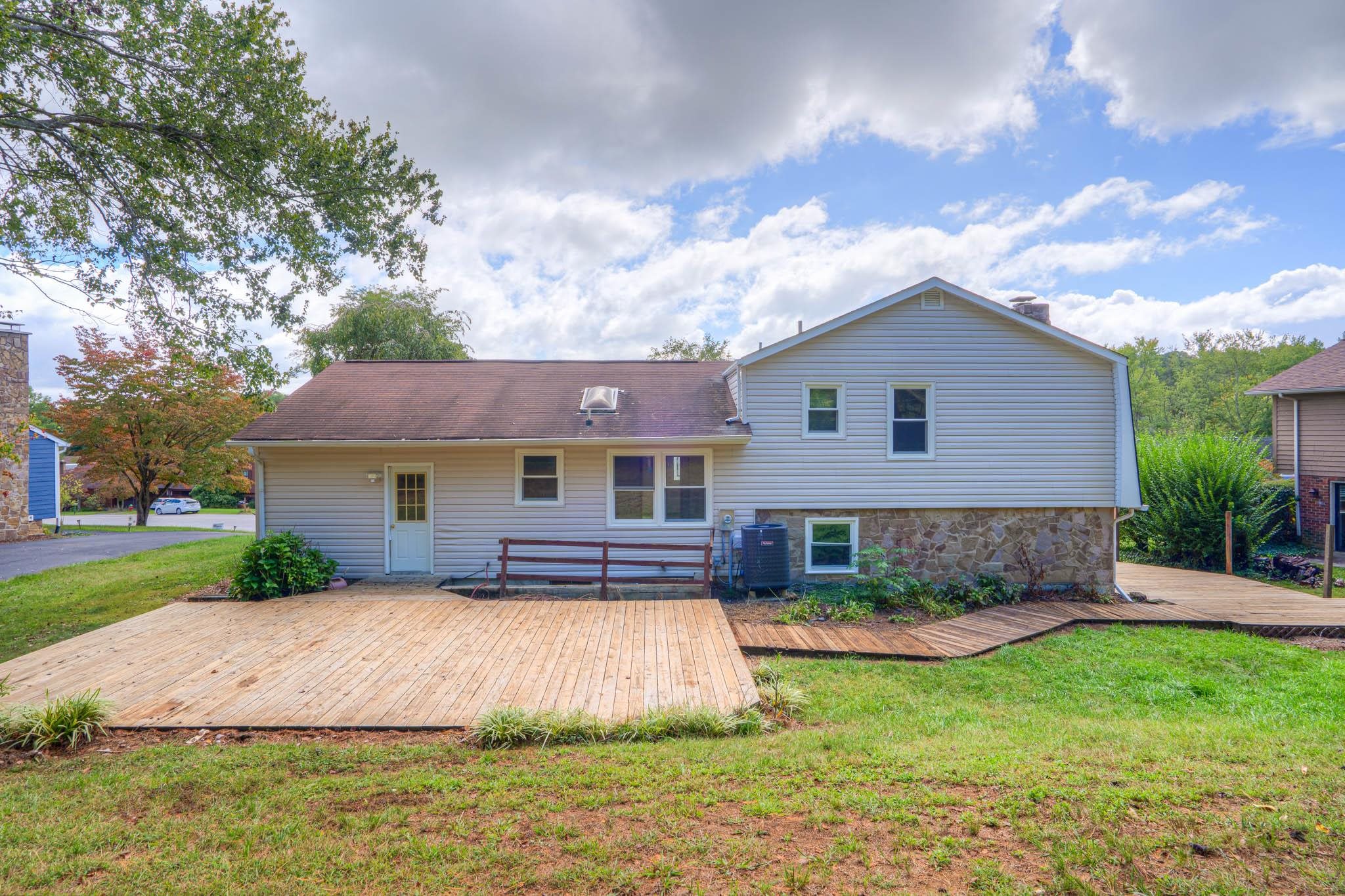 207 Woodbine Drive Blacksburg VA 24060