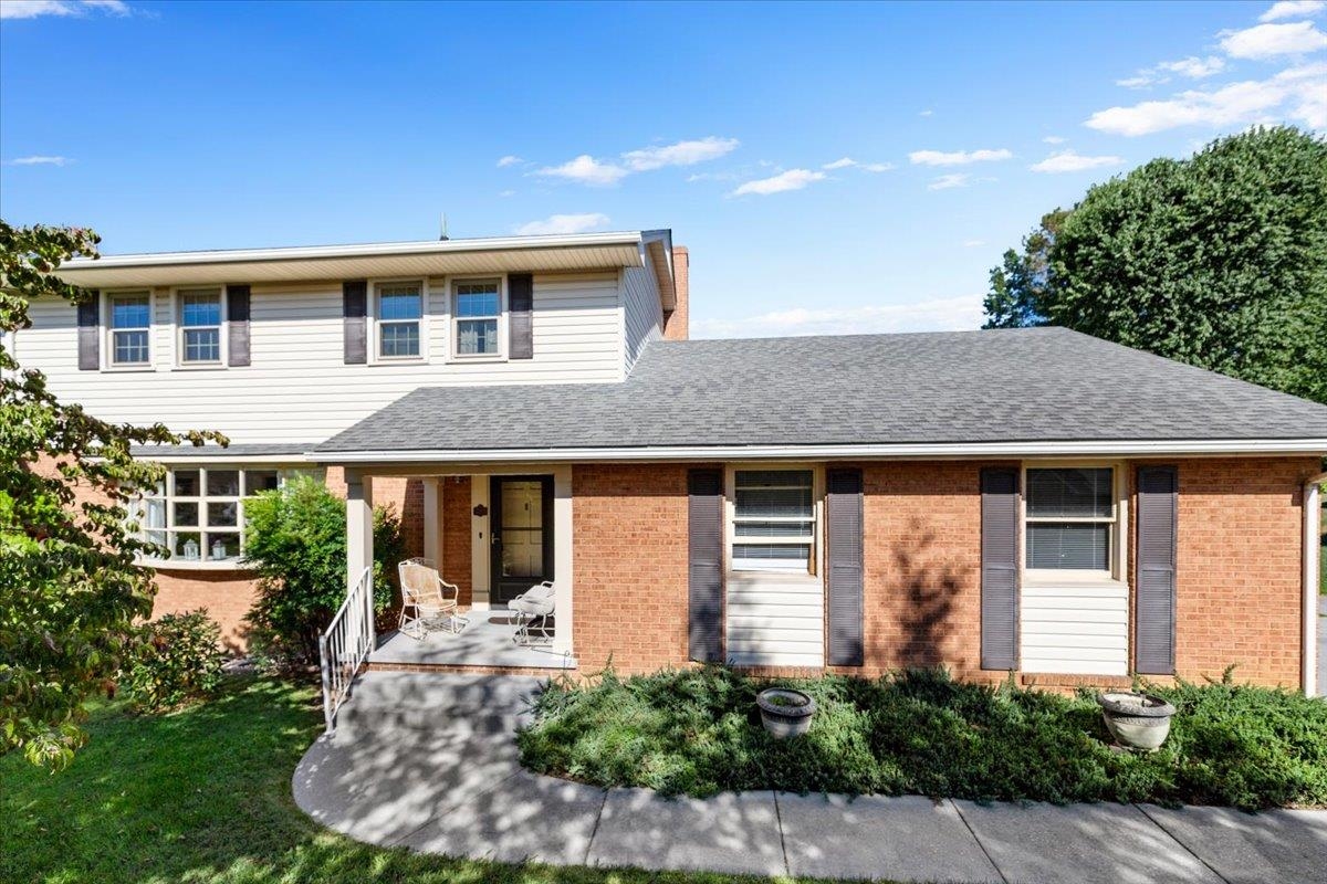 410 Lawndale Drive Pearisburg VA 24134