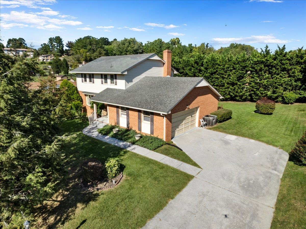 410 Lawndale Drive Pearisburg VA 24134